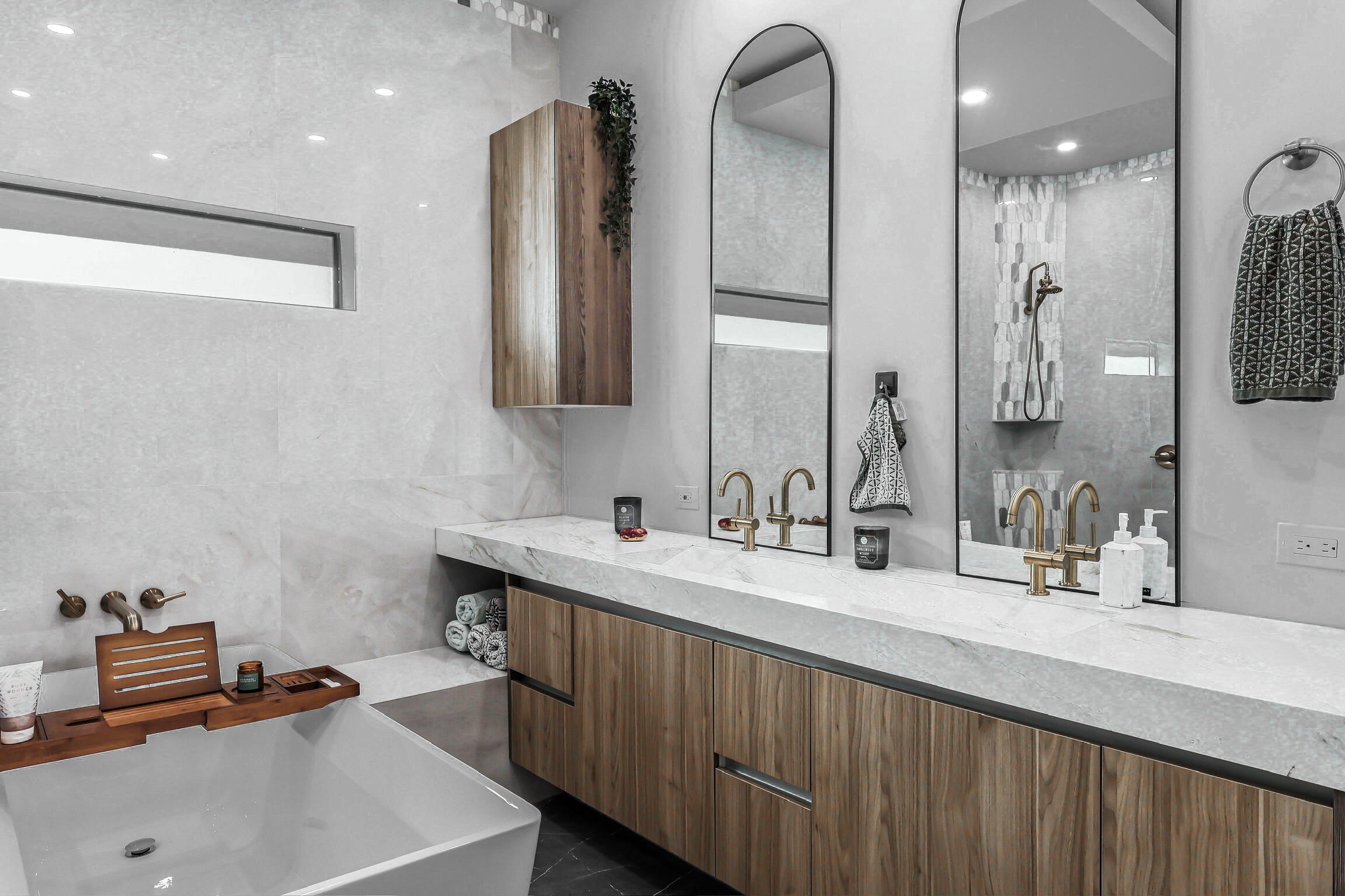 LAKE WORTH TOWN OF - Residential