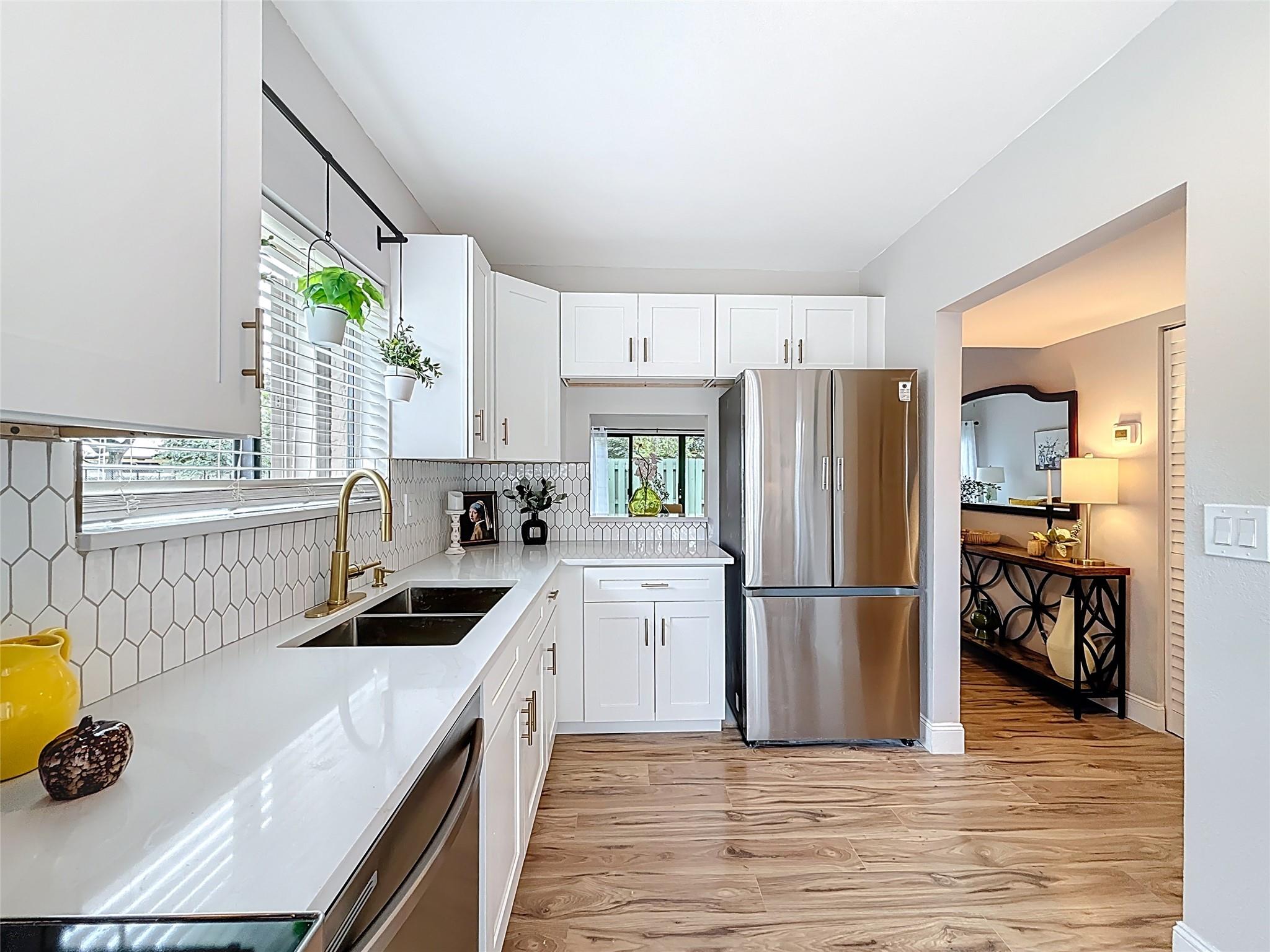 CENTURA PARC - Residential