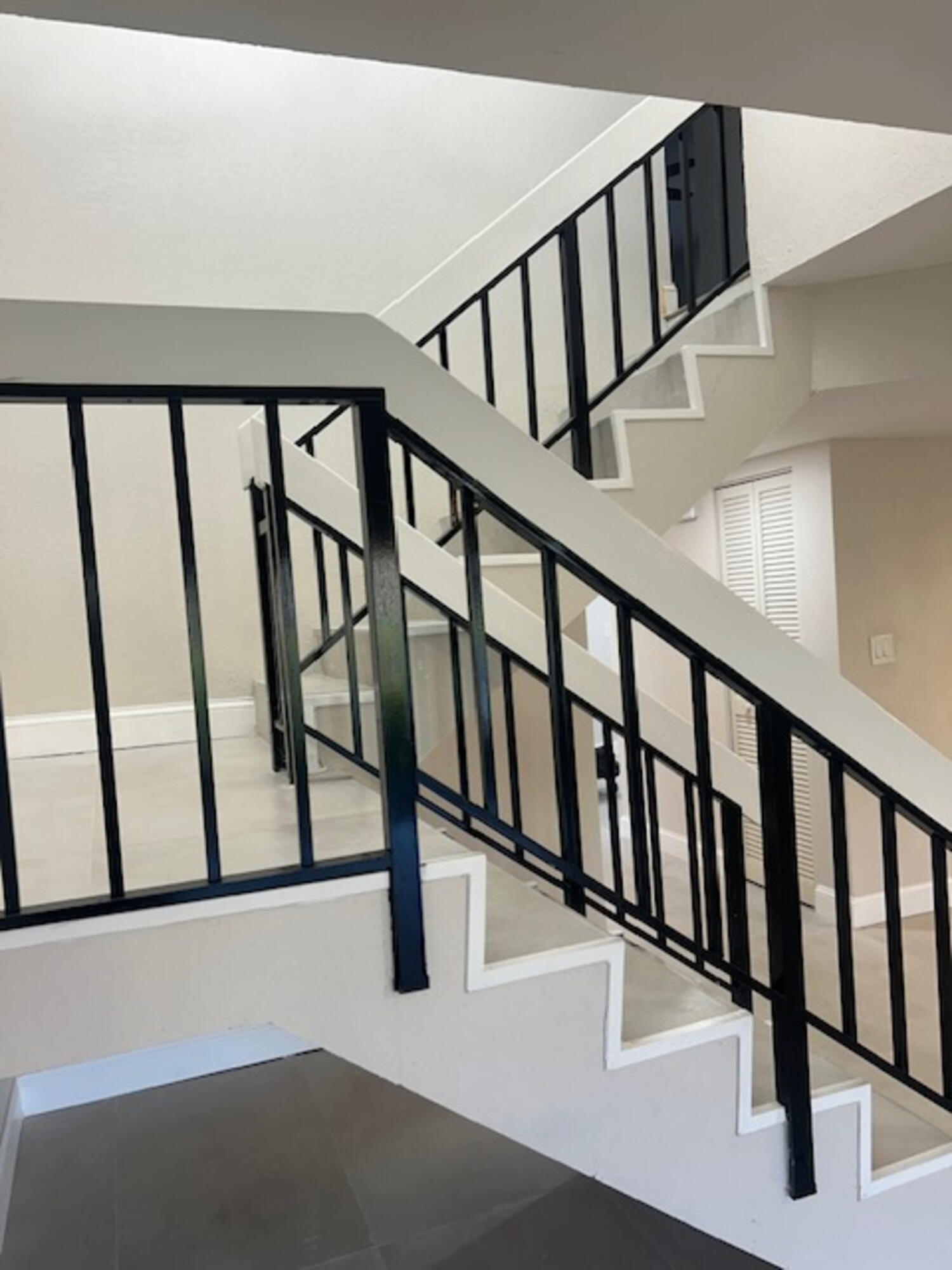 COURTS OF INVERRARY PHASE II - Residential