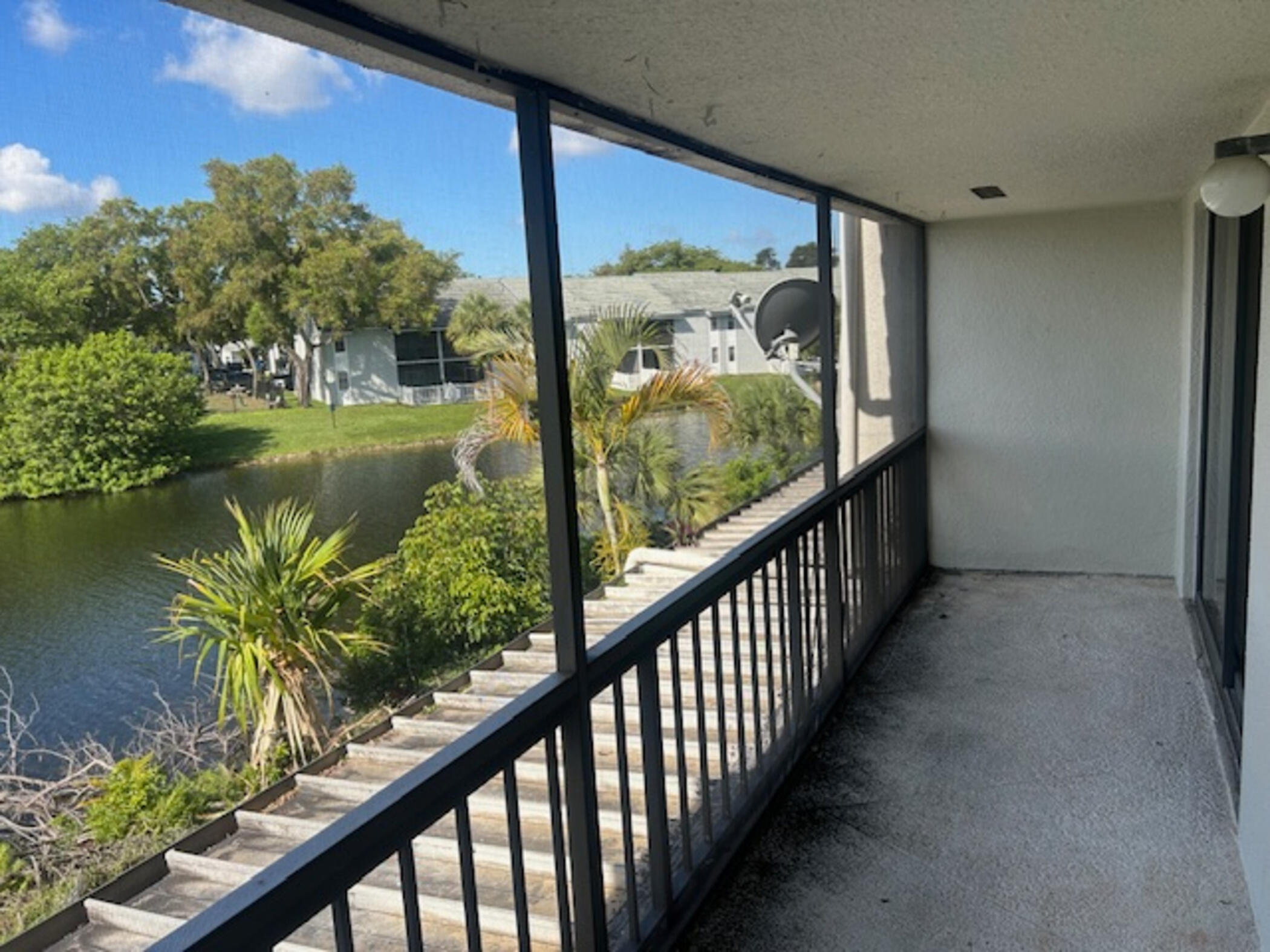 COURTS OF INVERRARY PHASE II - Residential