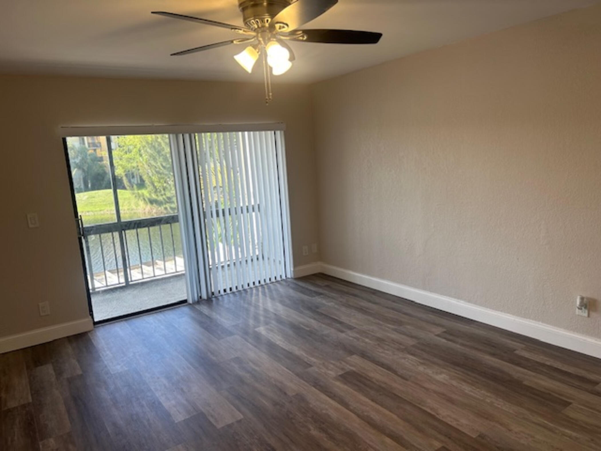 COURTS OF INVERRARY PHASE II - Residential