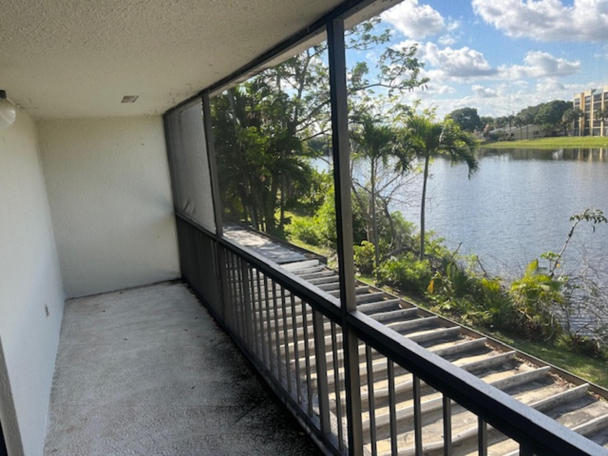 COURTS OF INVERRARY PHASE II - Residential