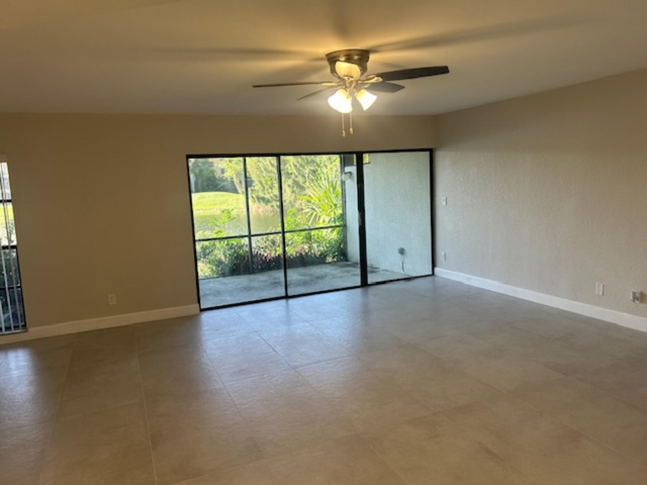 COURTS OF INVERRARY PHASE II - Residential