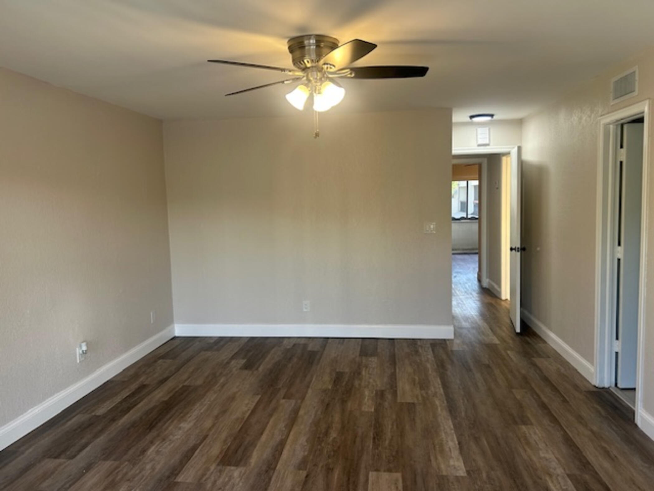 COURTS OF INVERRARY PHASE II - Residential