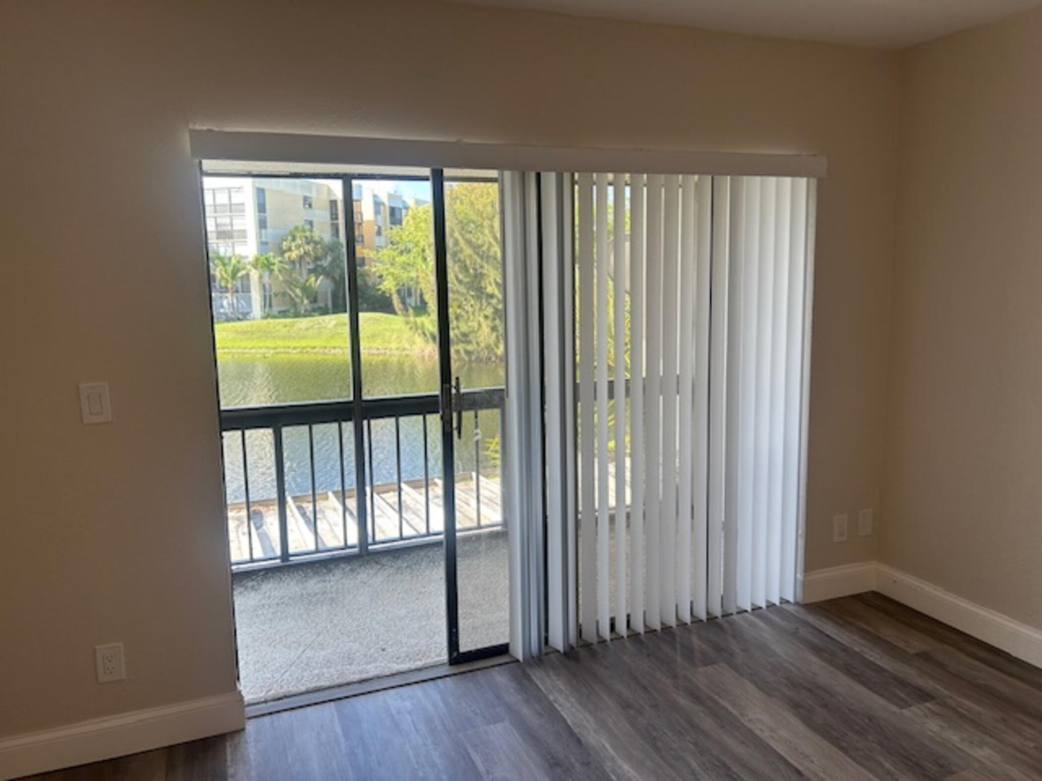 COURTS OF INVERRARY PHASE II - Residential