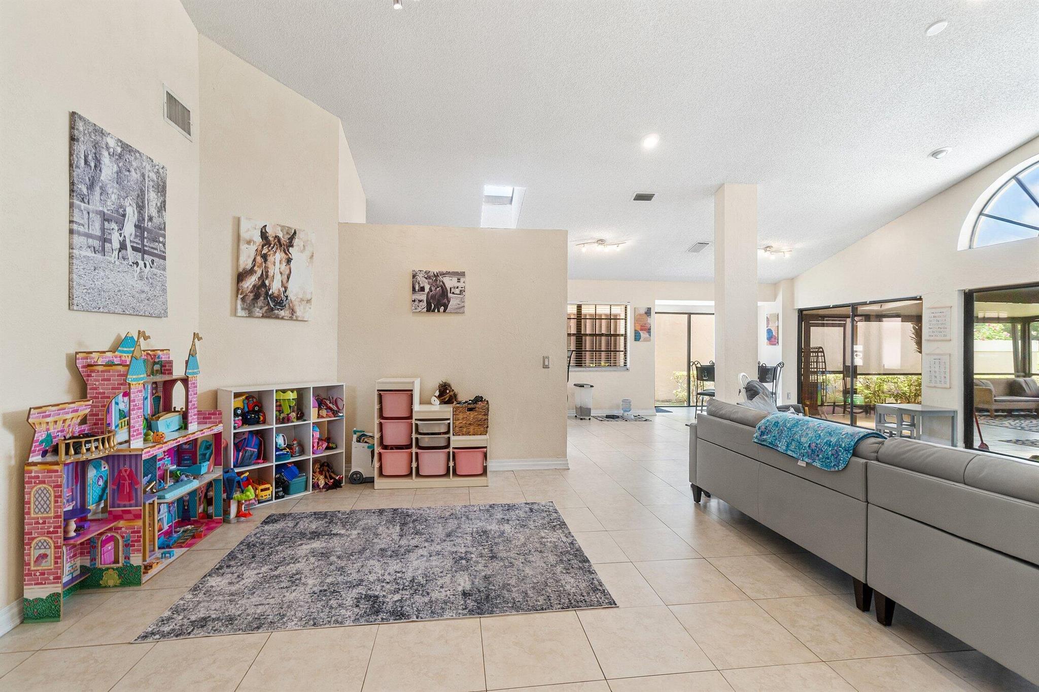 6932 Bitterbush Place