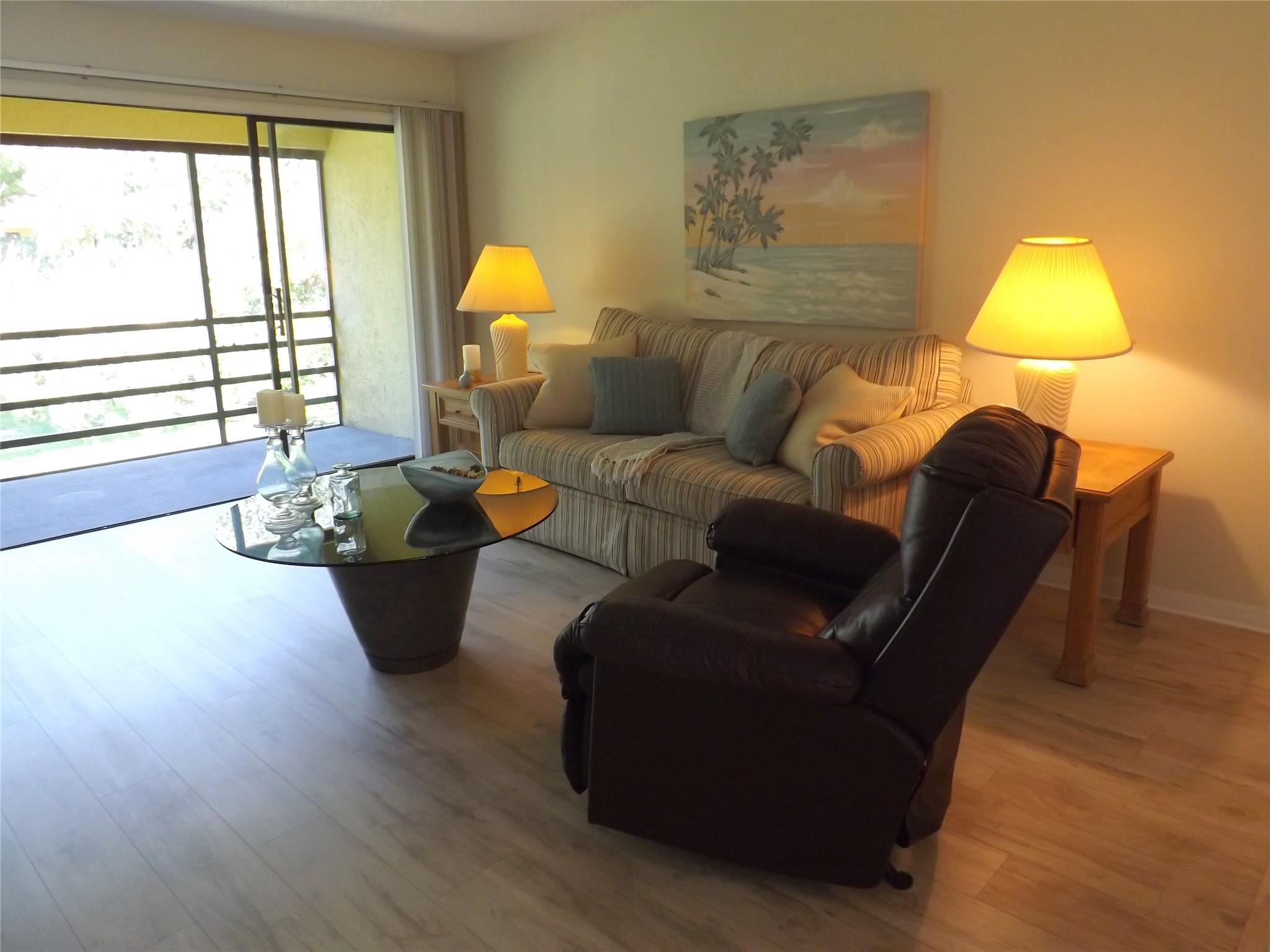 Oak Park Terrace Units 1- - Residential