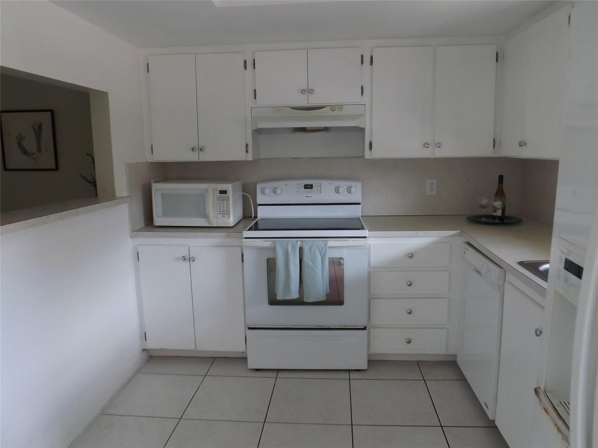 Oak Park Terrace Units 1- - Residential