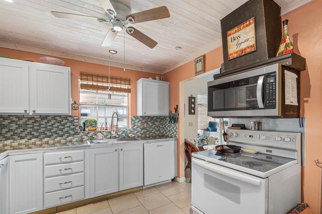 HIGH POINT OF FORT PIERCE CONDOMINIUM SECTION 3 - Residential