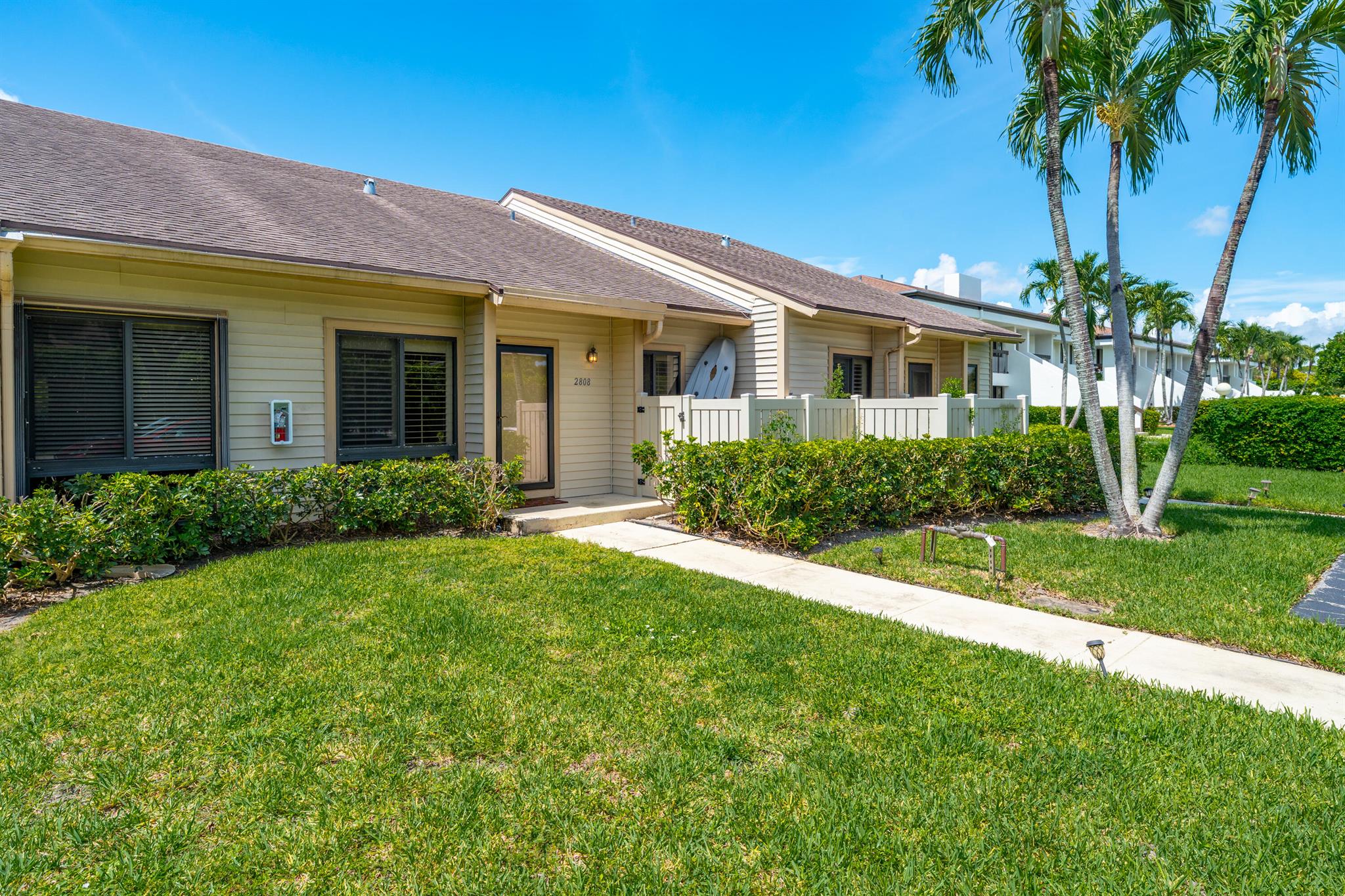 2808 Casa Way