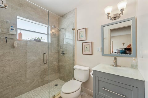 Tiny photo for 820 SW 12TH Place, Fort Lauderdale, FL 33315 (MLS # B26089237)