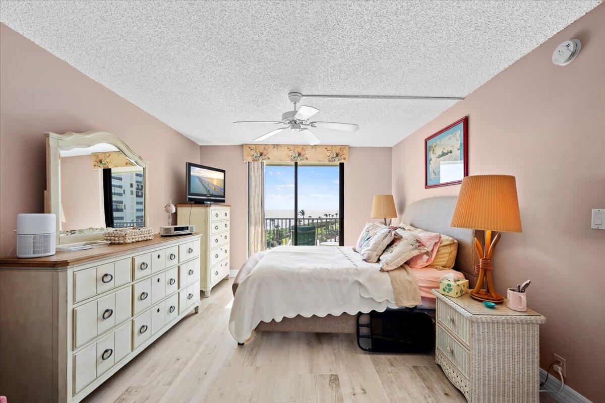 OCEAN TRAIL CONDO IV - Residential