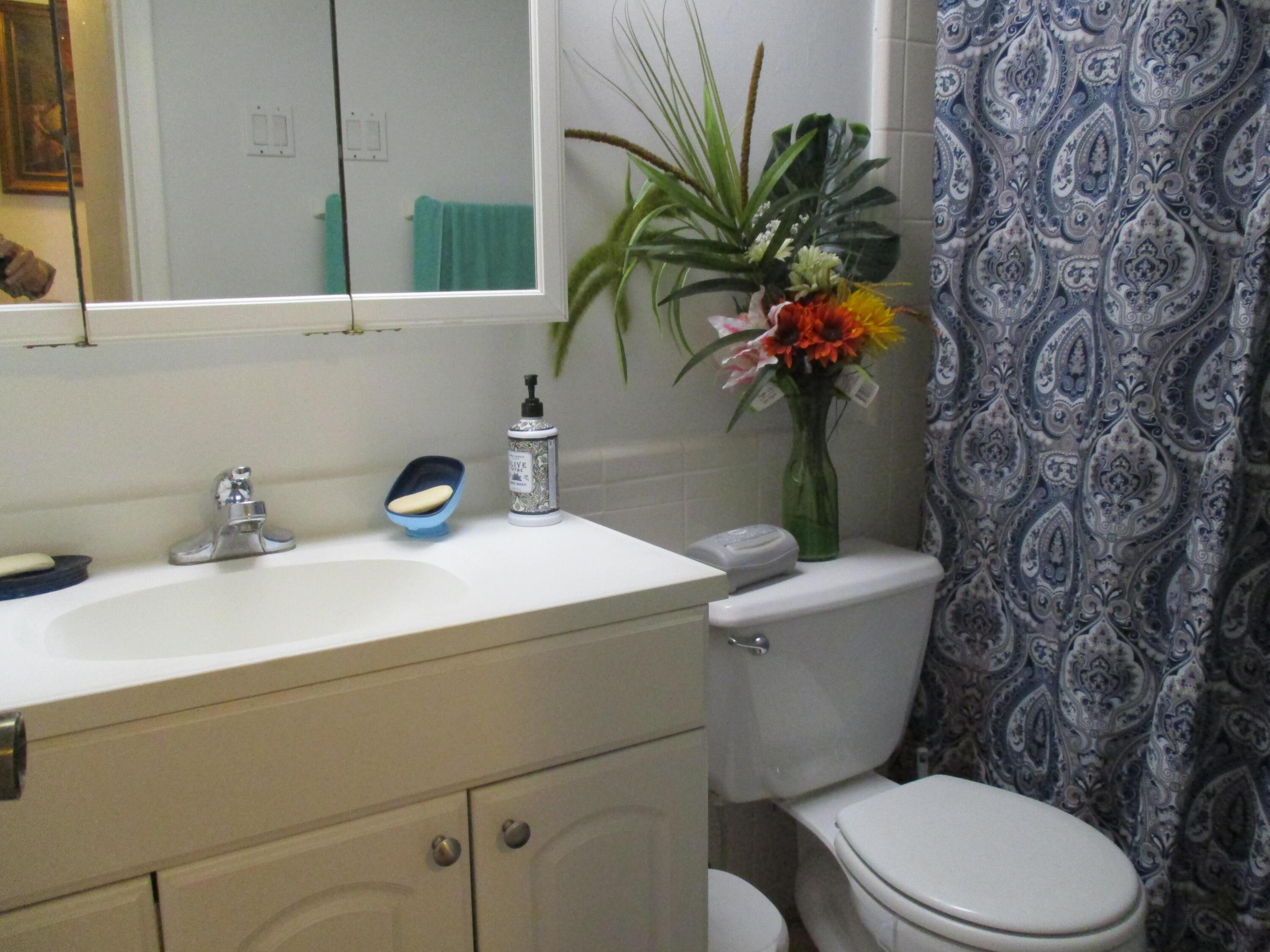 VILLAS 1 CONDO - Residential