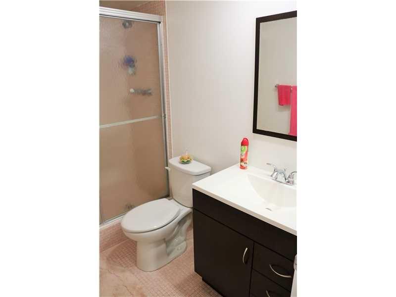 PALM AIRE COUNTRY CLUB - Residential