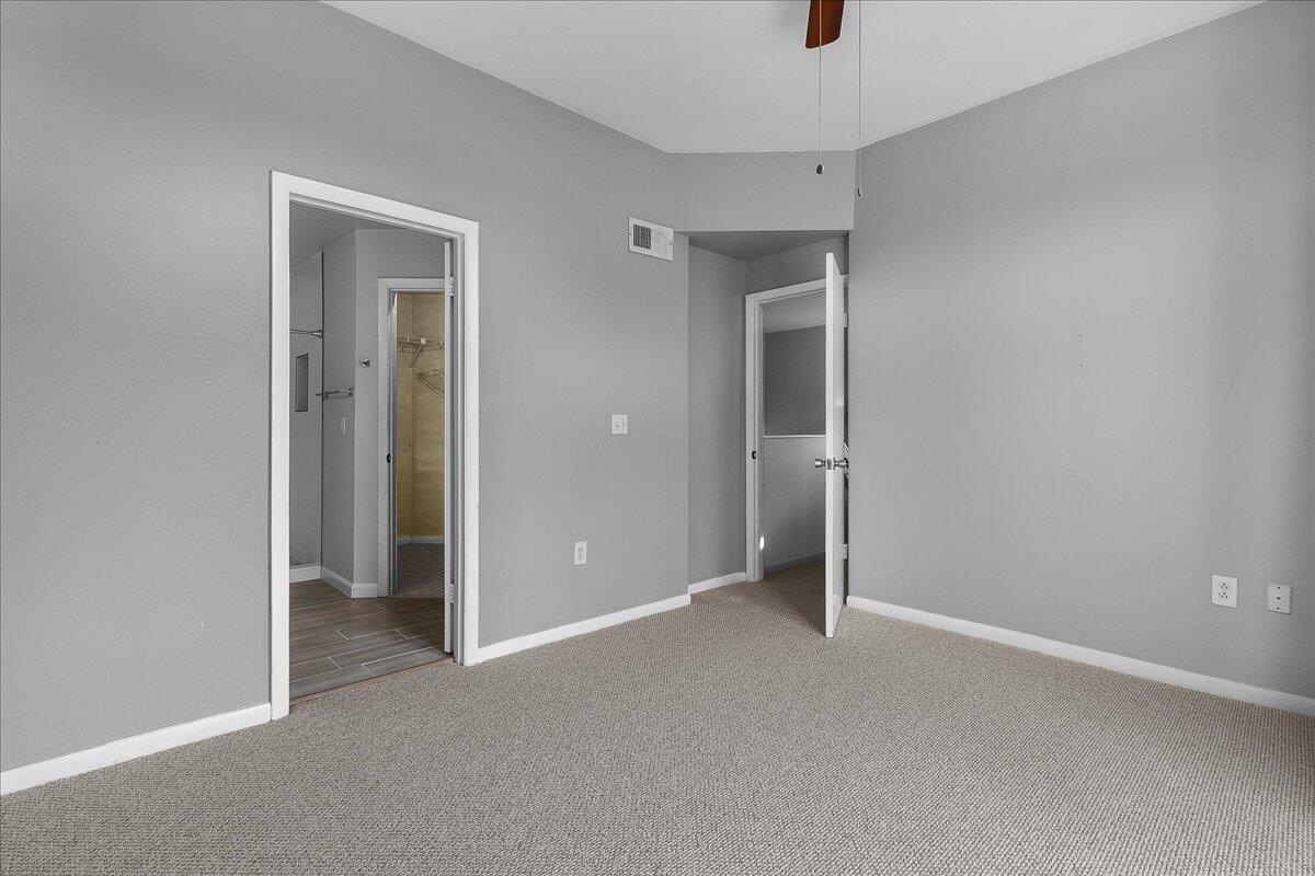 PALM LAKE CONDOMINIUM - Residential