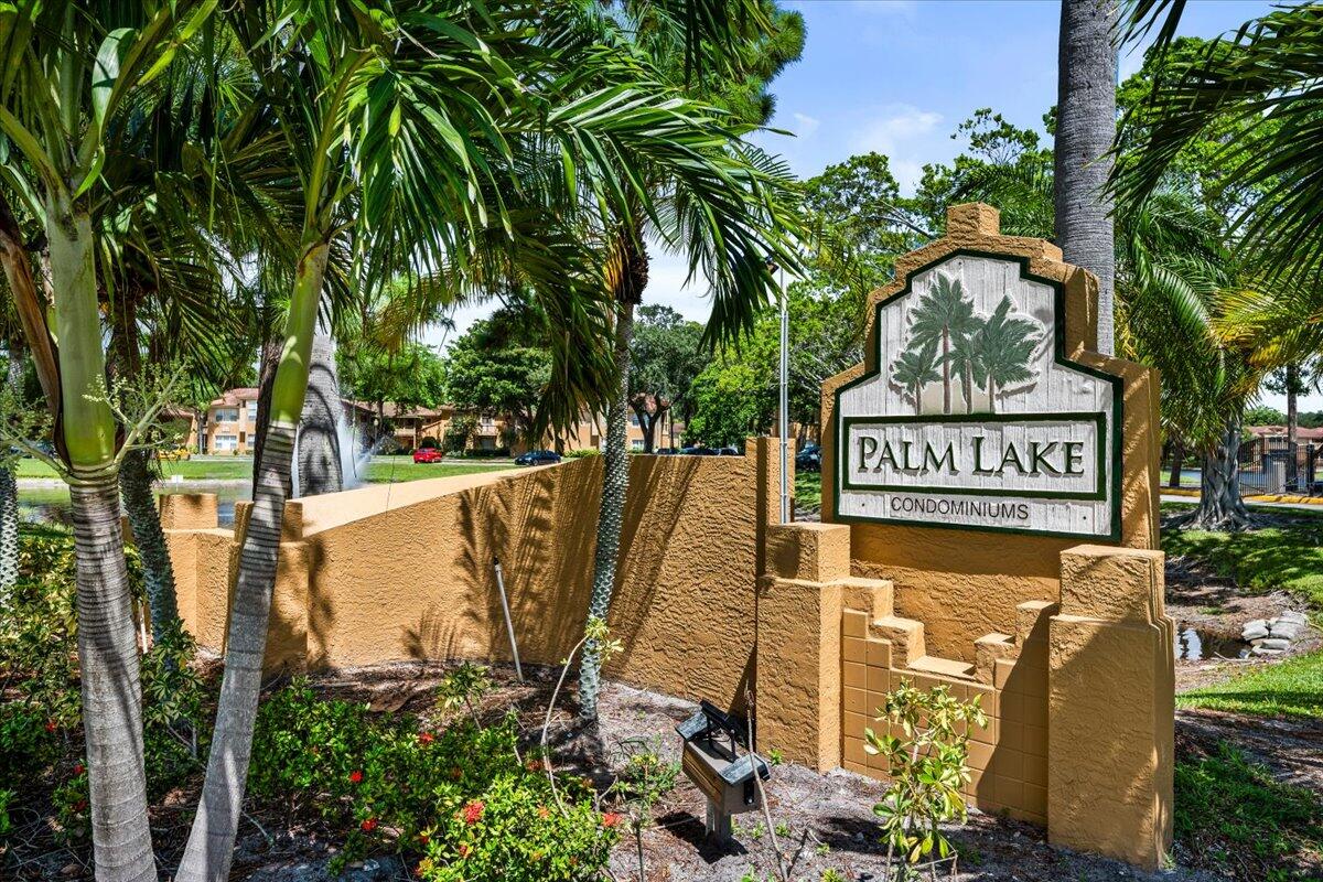 PALM LAKE CONDOMINIUM - Residential