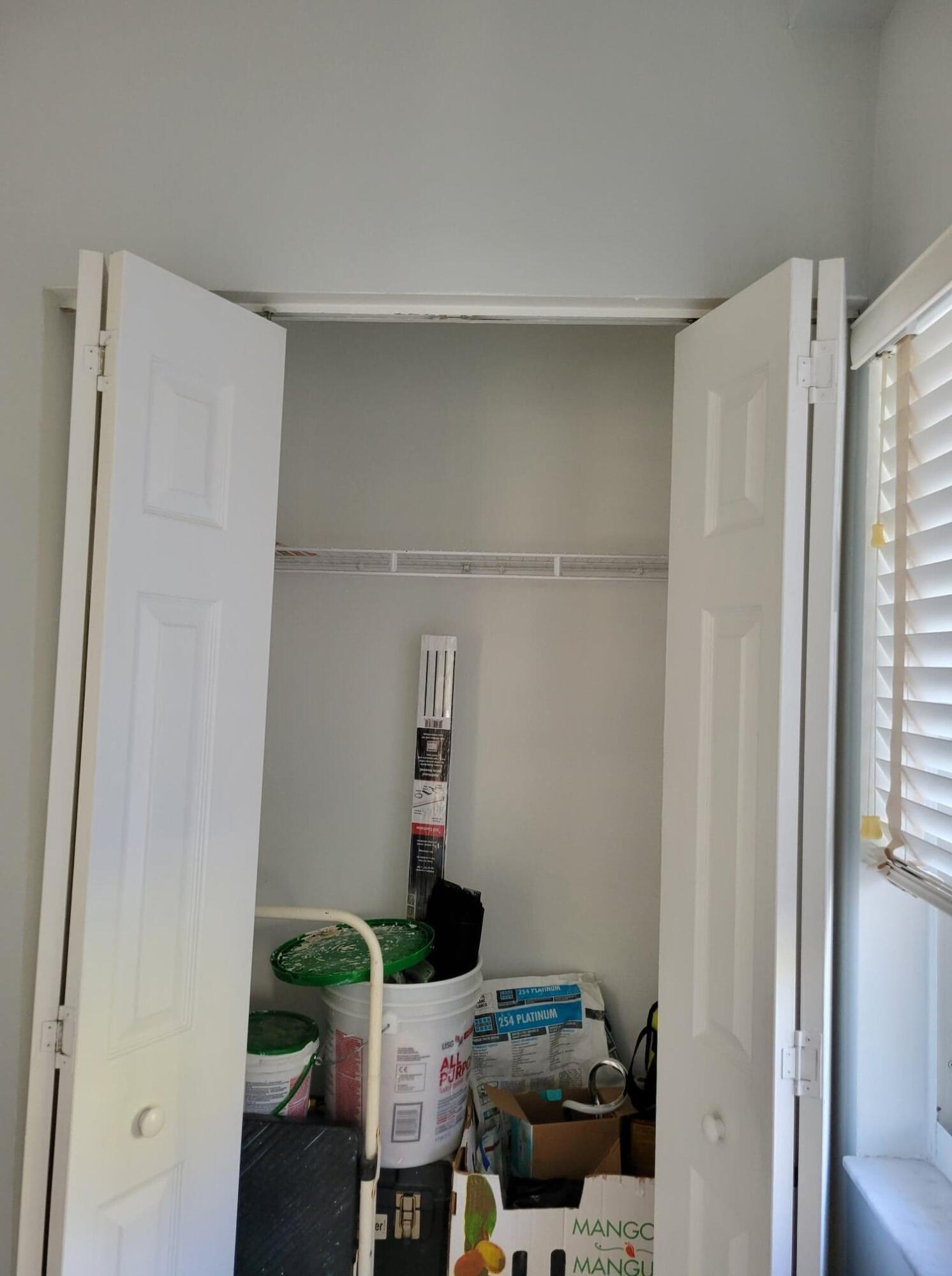 MIRAGE AT CRYSTAL LAKE CONDO - Residential Lease