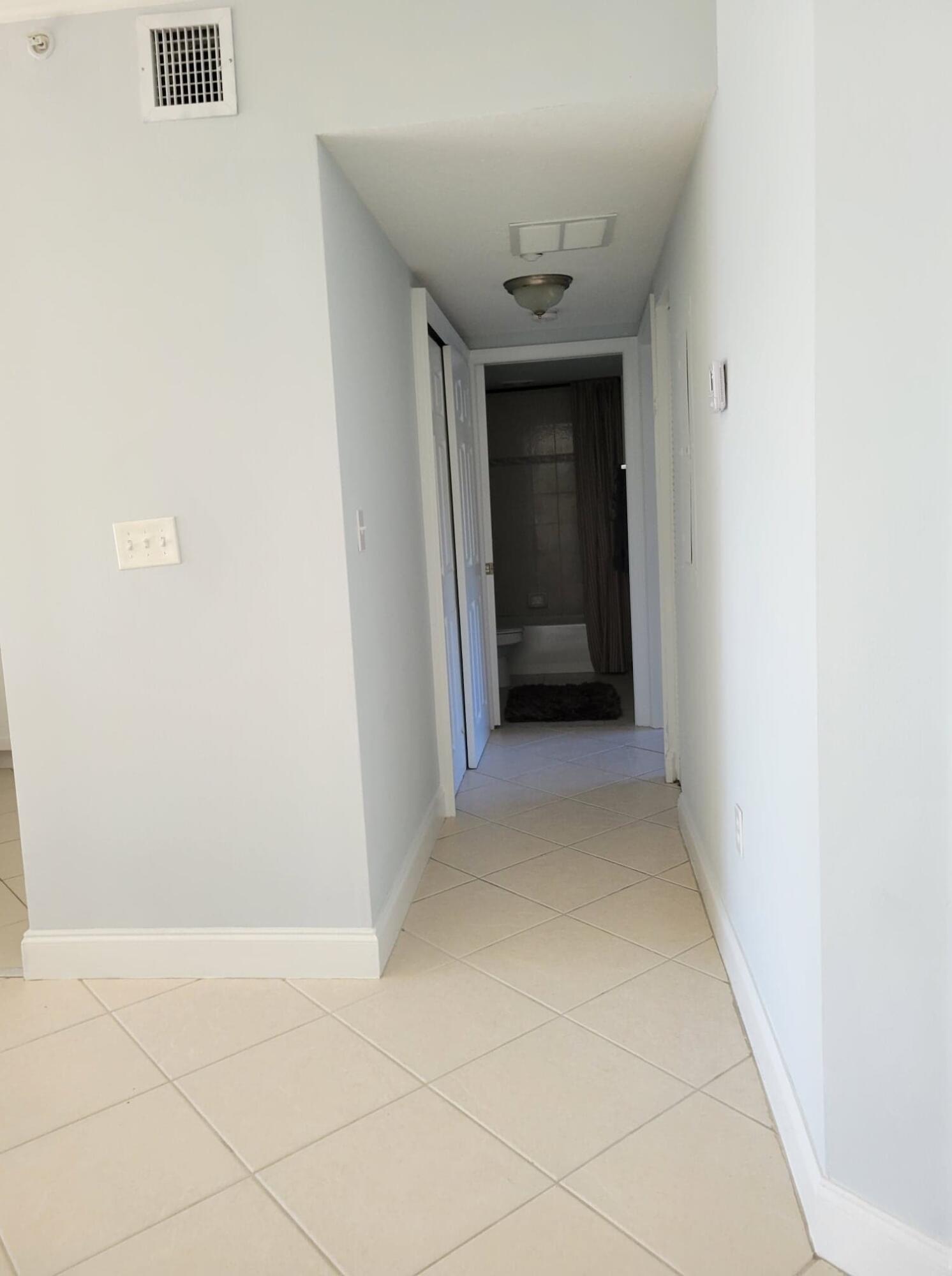 MIRAGE AT CRYSTAL LAKE CONDO - Residential Lease