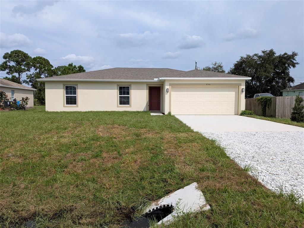 Photo of 8346 103rd Ct, Vero Beach, FL 32967 (MLS # F10504219)