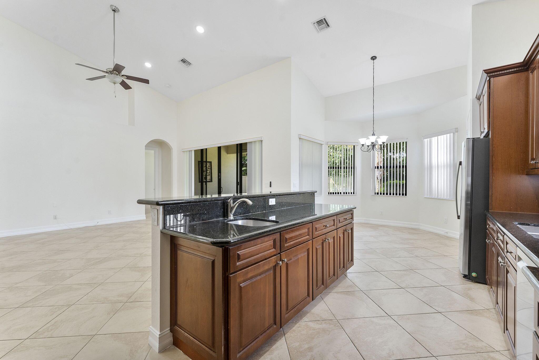 MONTREUX - Residential Lease