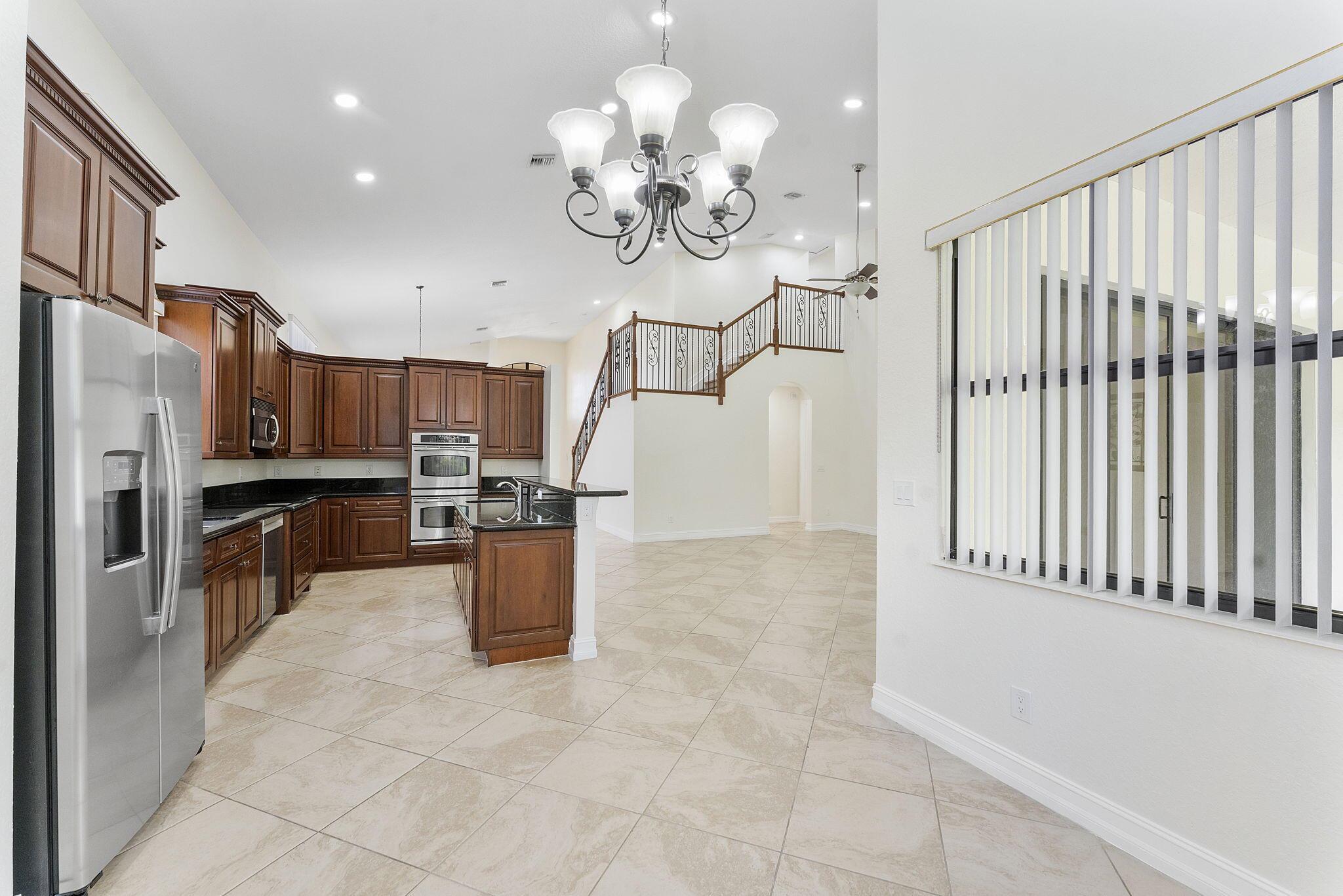 MONTREUX - Residential Lease