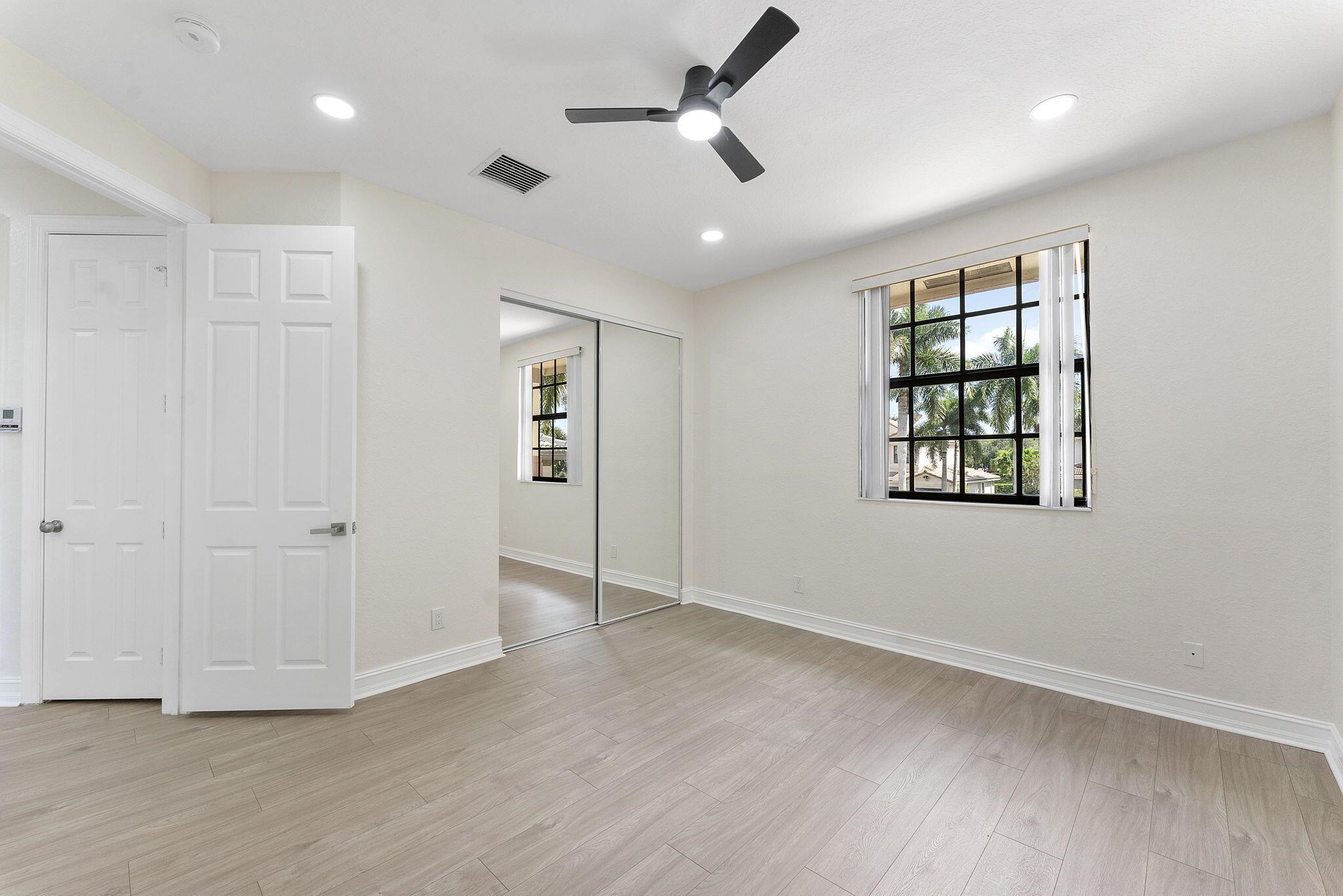 MONTREUX - Residential Lease