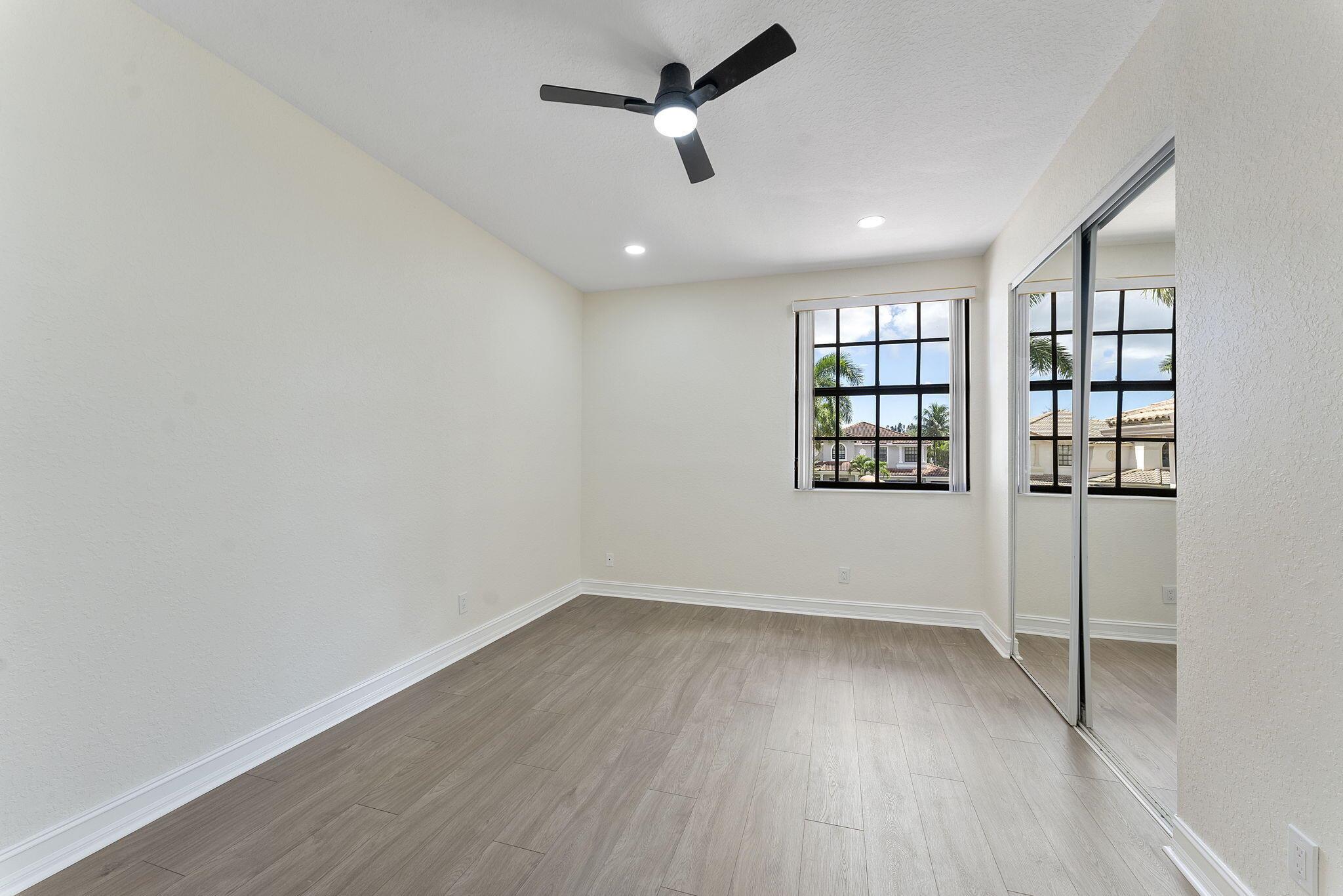 MONTREUX - Residential Lease