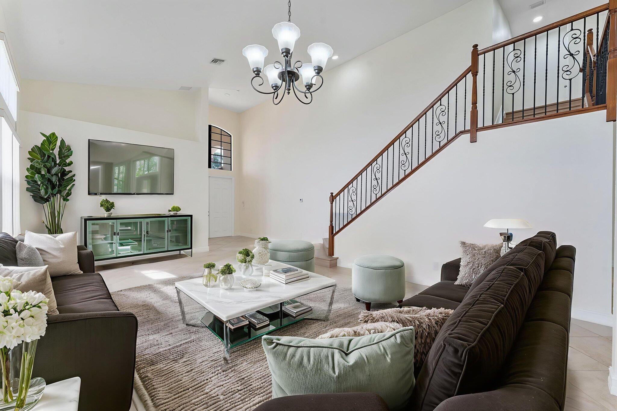 MONTREUX - Residential Lease