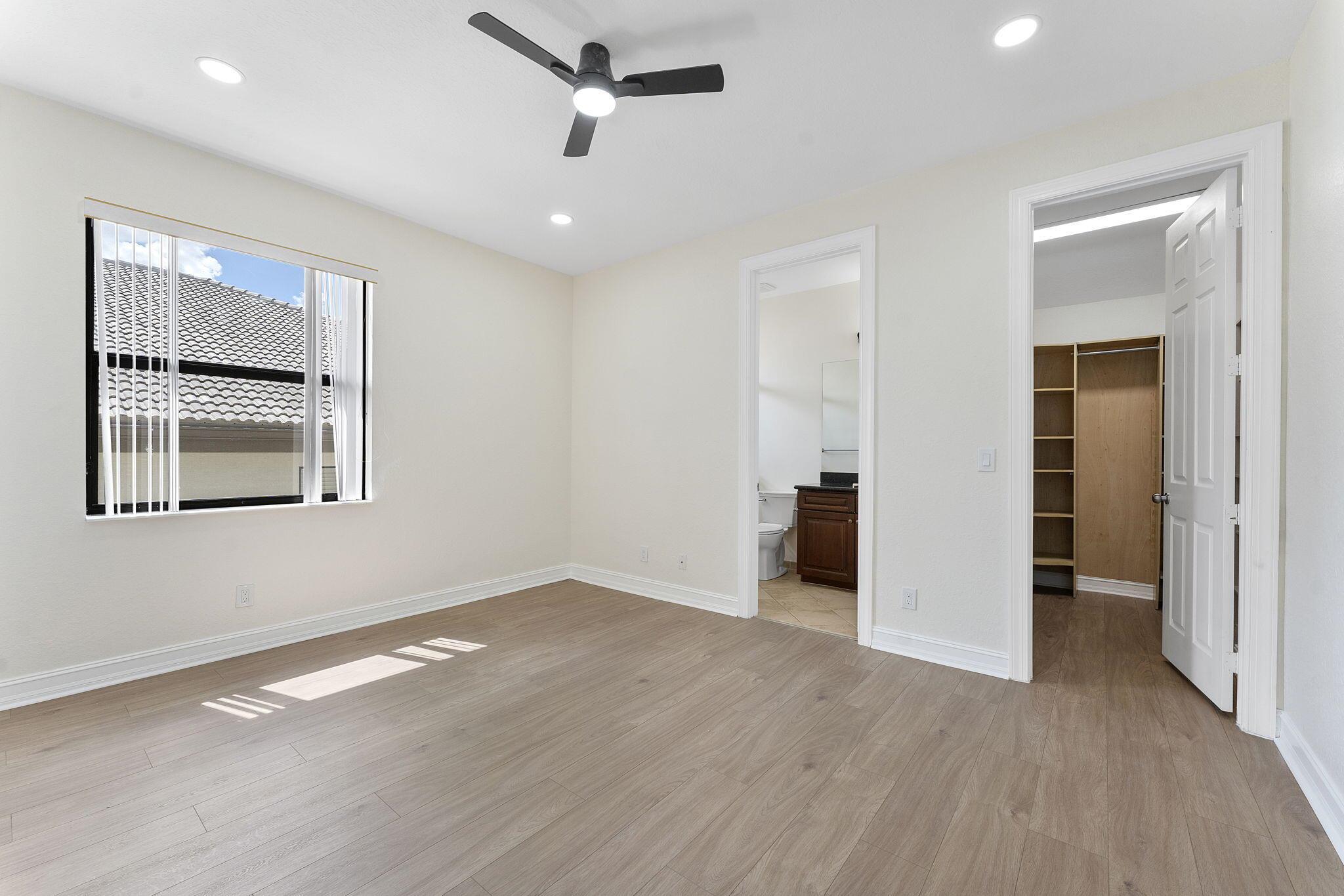 MONTREUX - Residential Lease