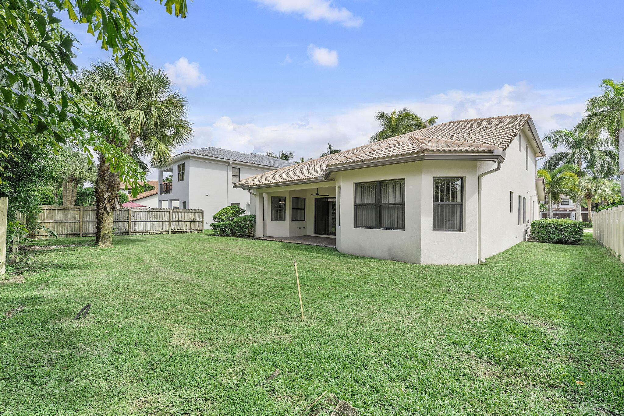 MONTREUX - Residential Lease