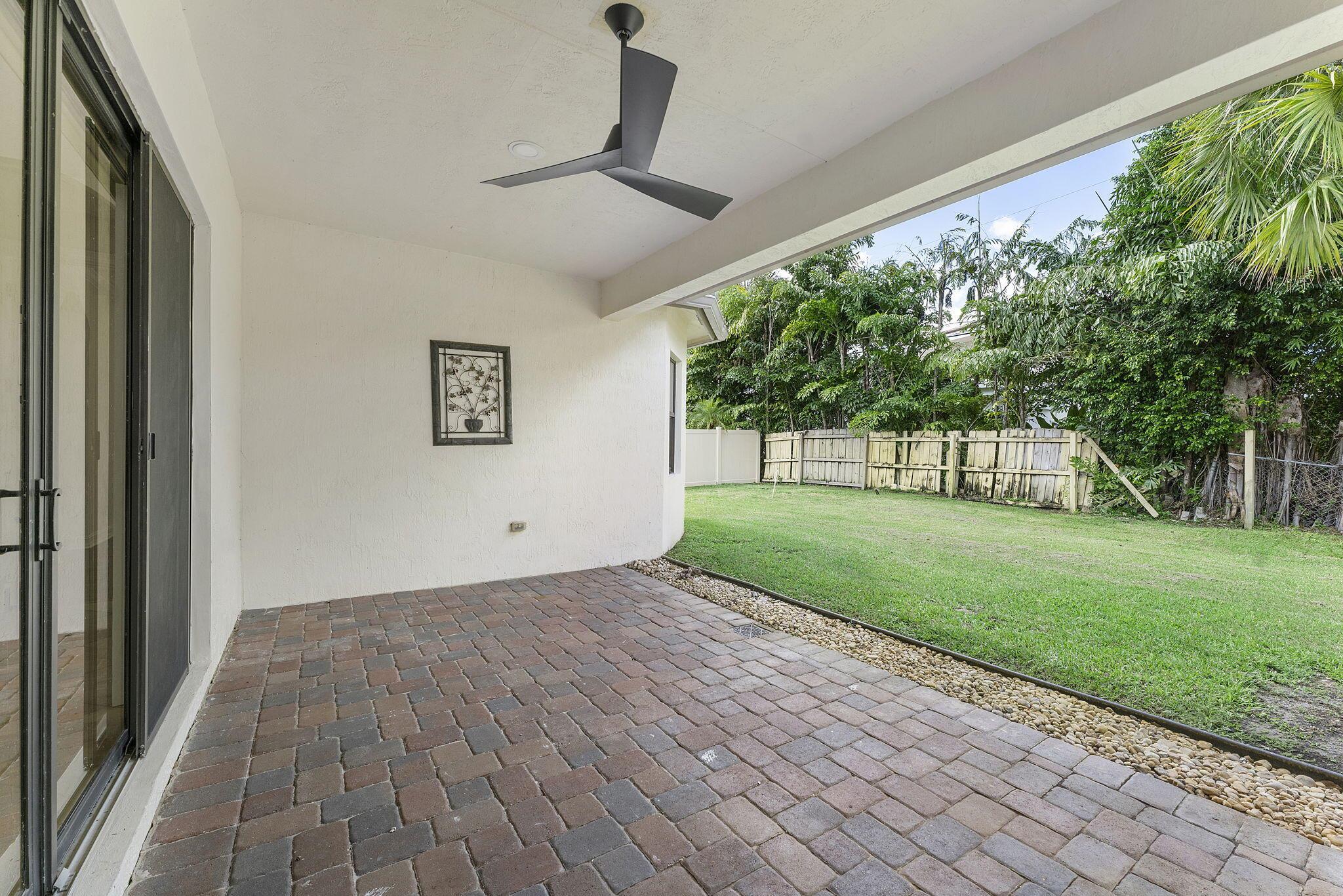 MONTREUX - Residential Lease