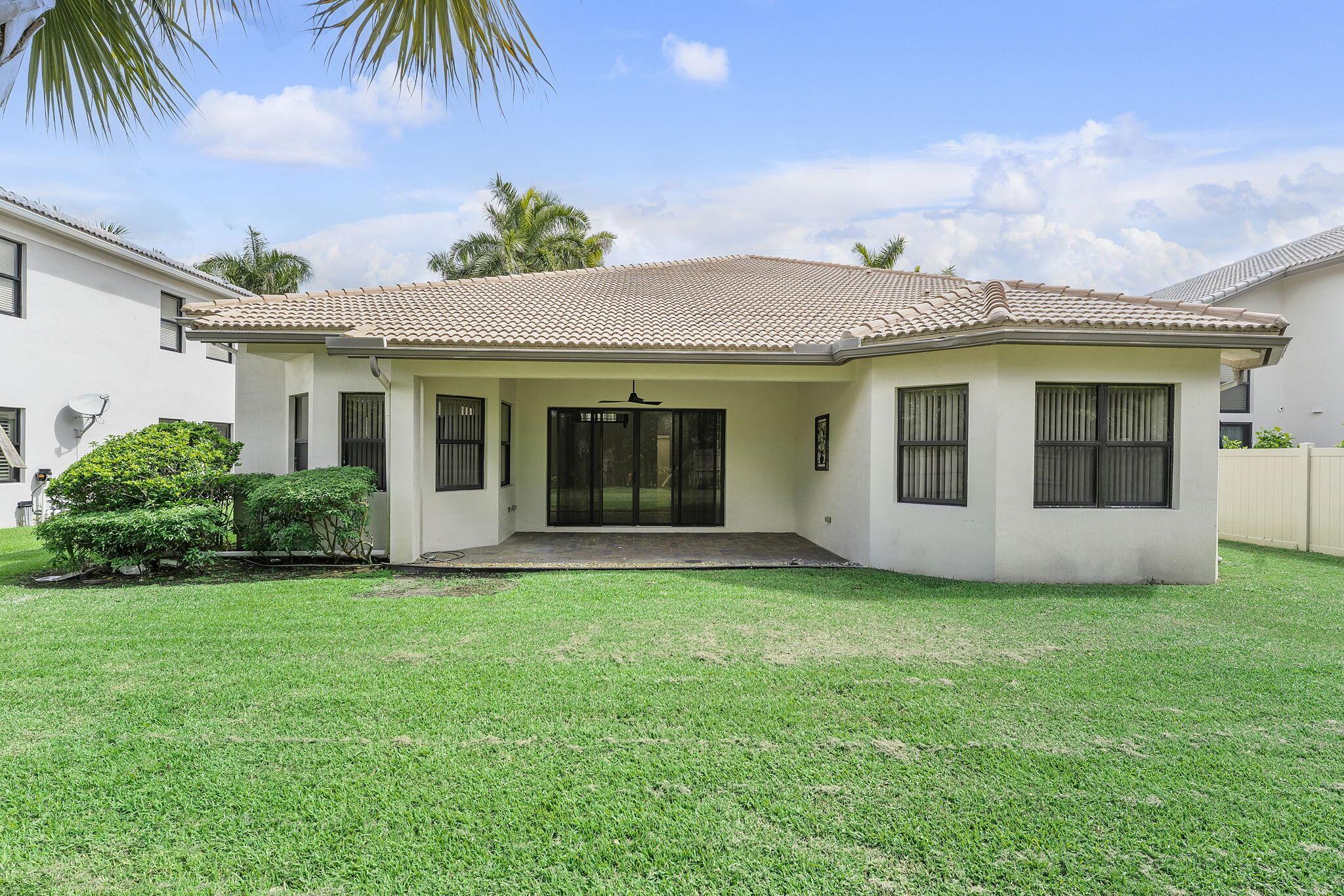 MONTREUX - Residential Lease