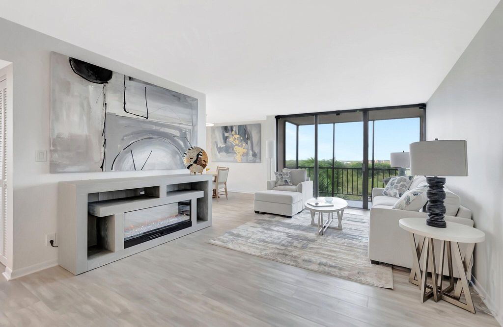 Photo of 6805 Willow Wood Drive #5074, Boca Raton, FL 33434 (MLS # R11085031)