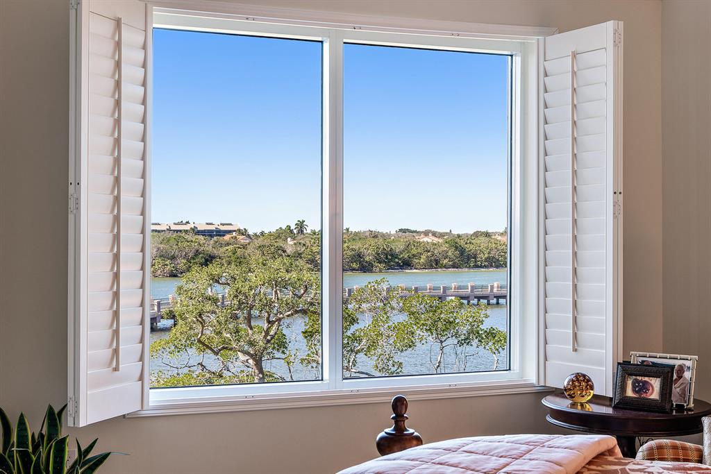 Jupiter Yacht Club - Residential