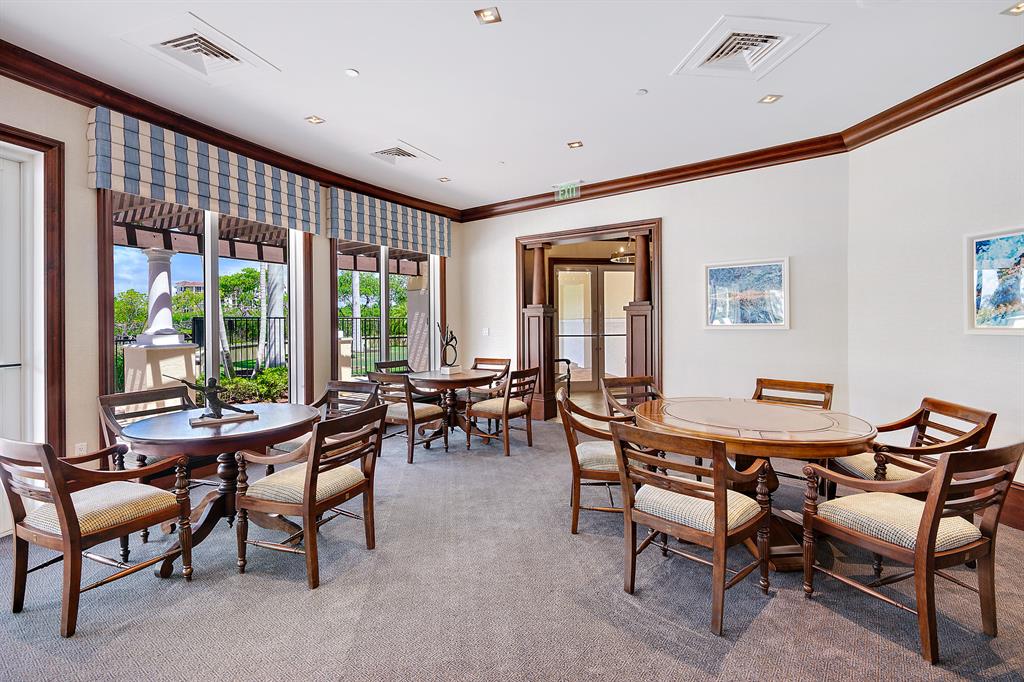 Jupiter Yacht Club - Residential