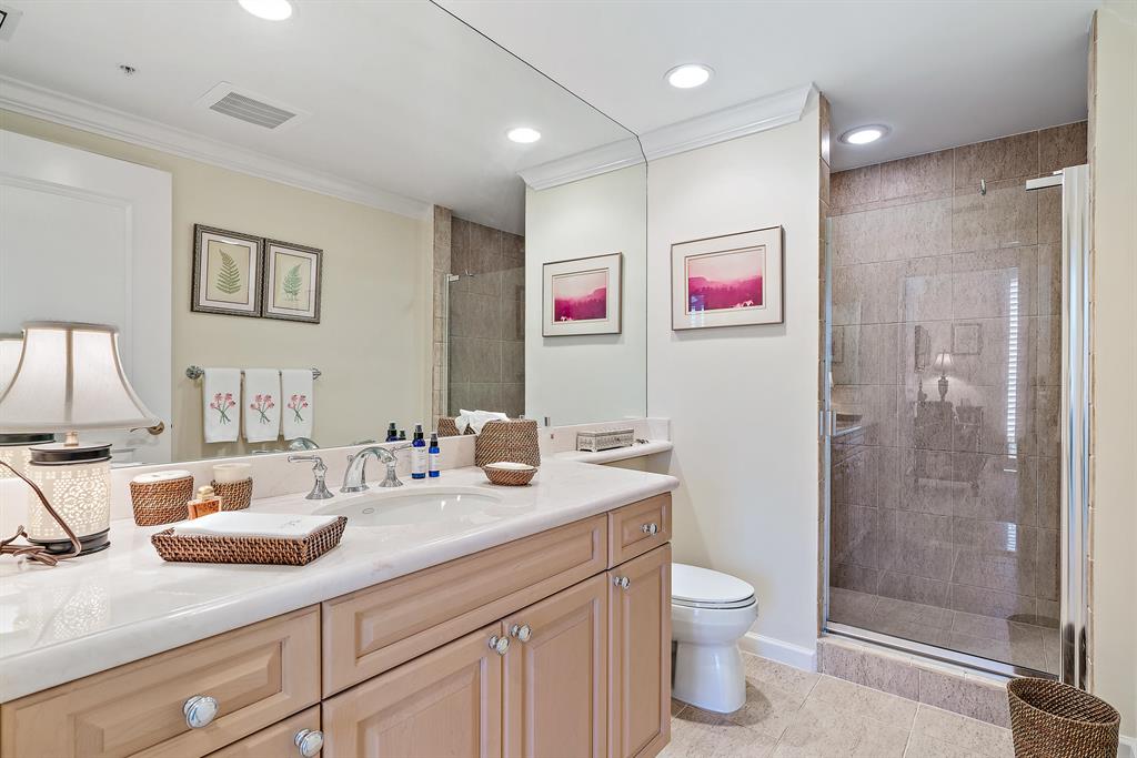 Jupiter Yacht Club - Residential