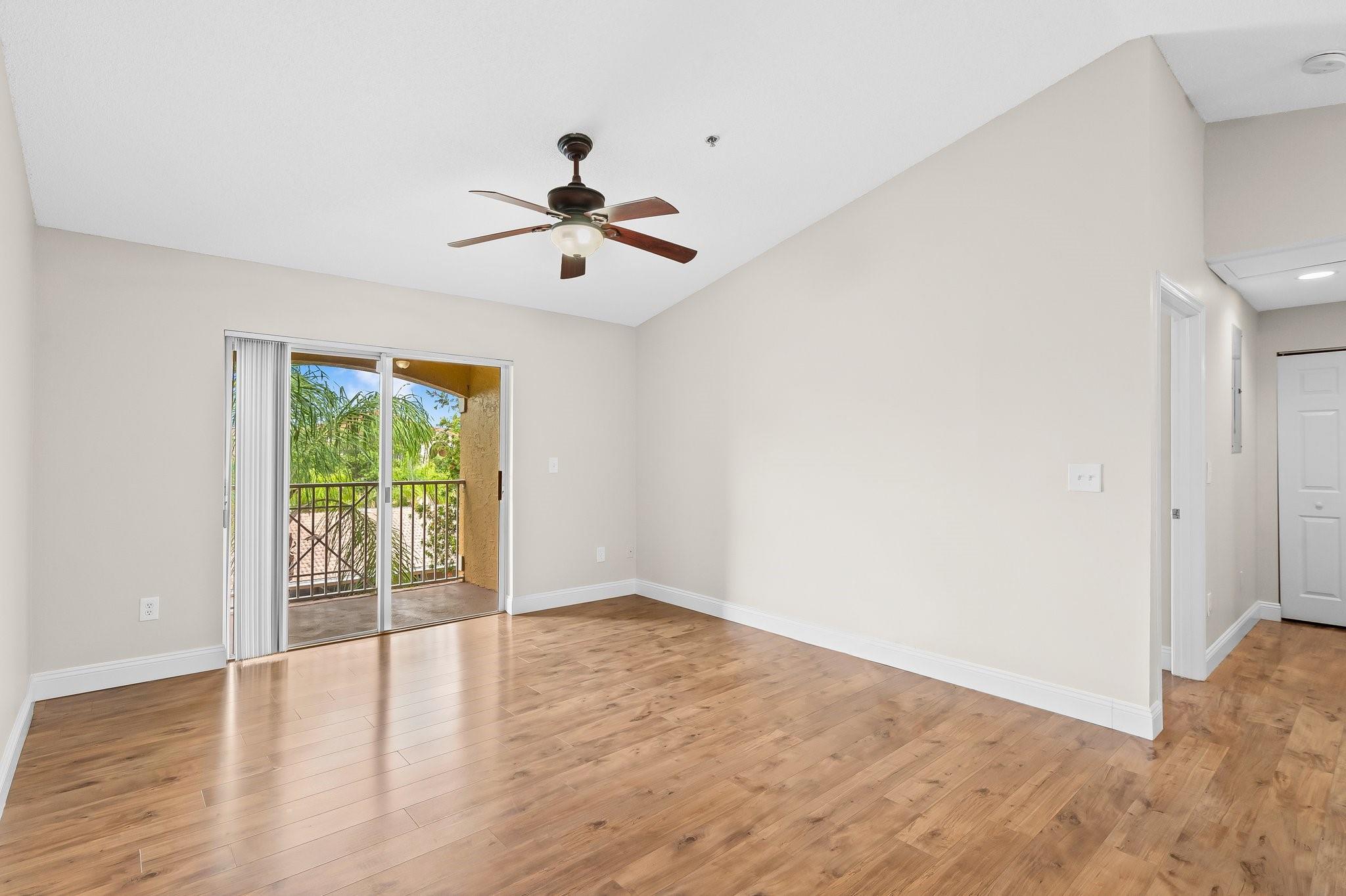 5550 NW 61st St 526