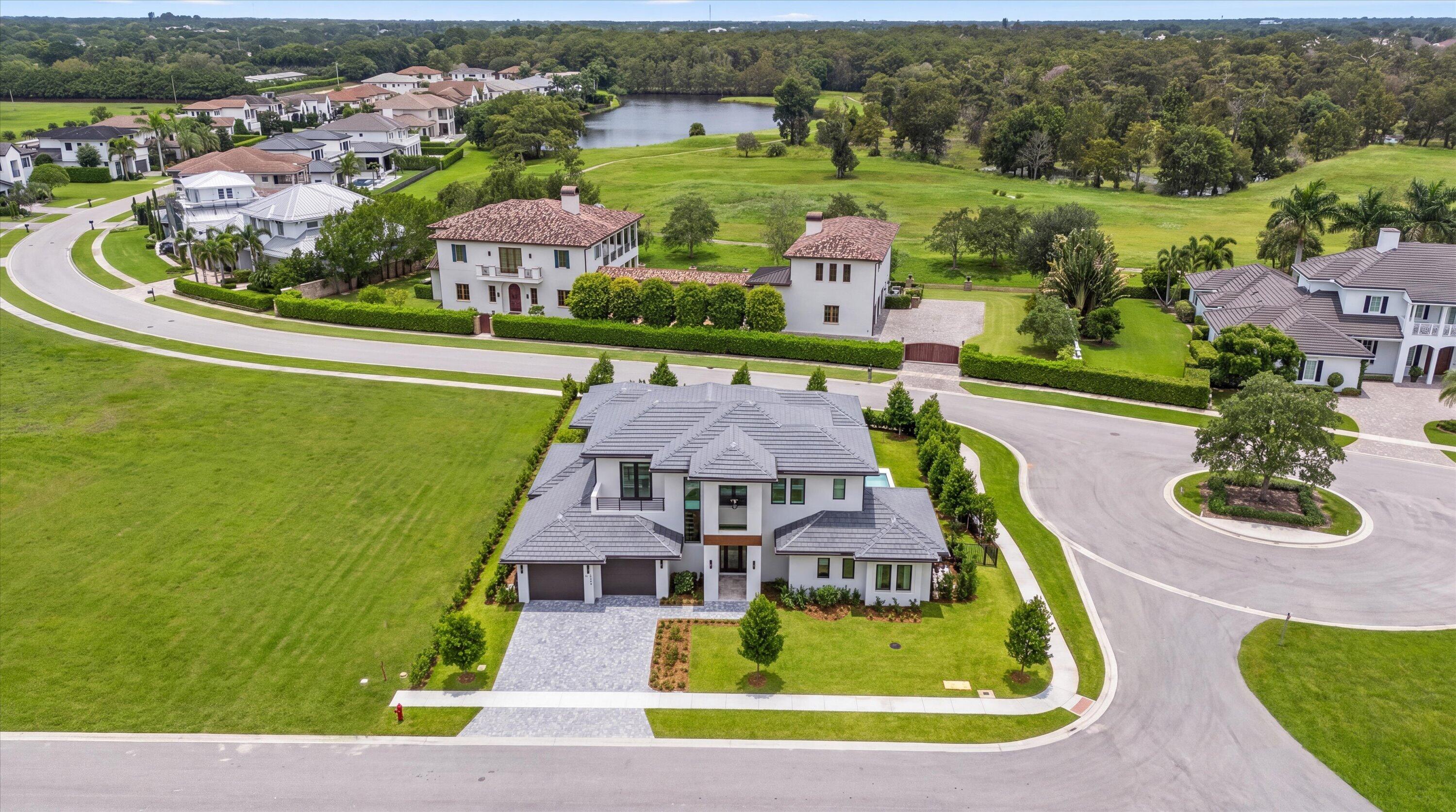 Properties 2942 BLUE CYPRESS Circle
