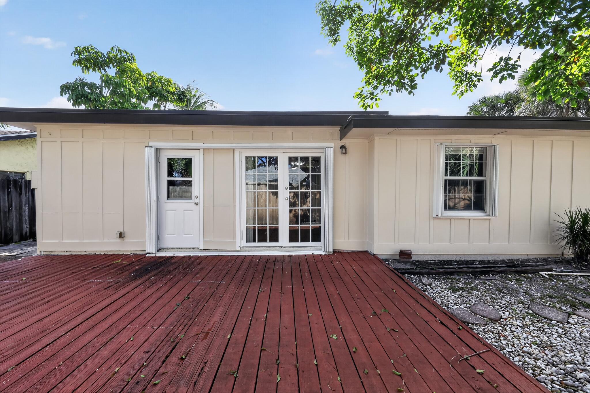 CHATELAINE - Residential
