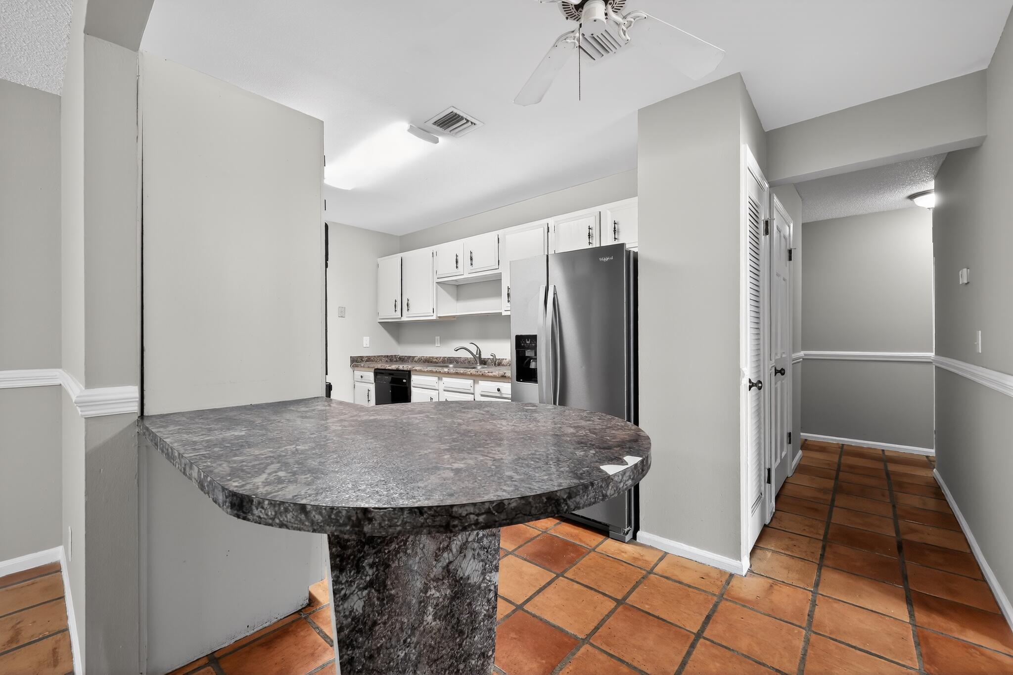 CHATELAINE - Residential