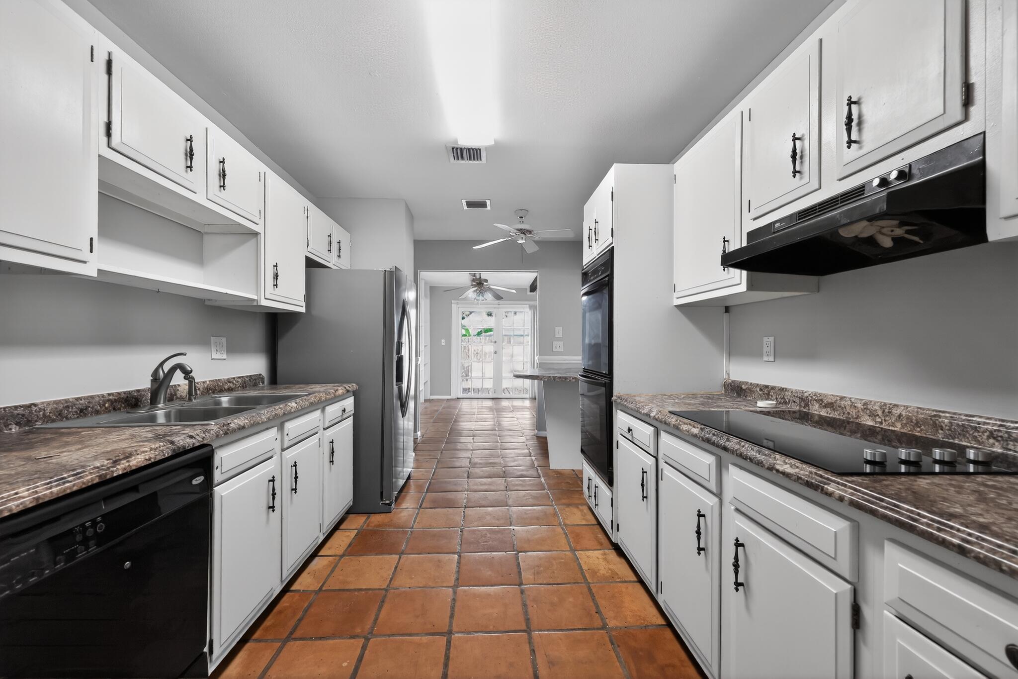 CHATELAINE - Residential