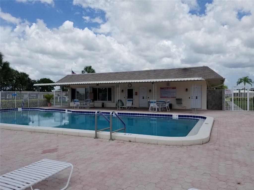 Paradise Gardens Sec 3 72 - Residential