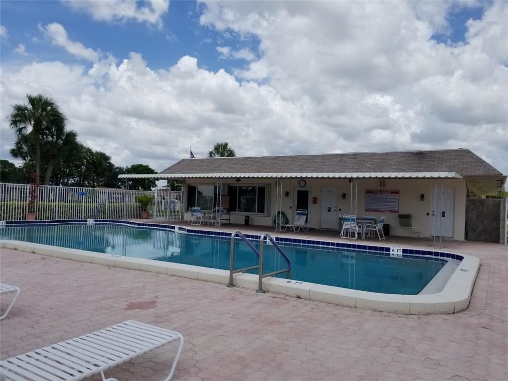 Paradise Gardens Sec 3 72 - Residential