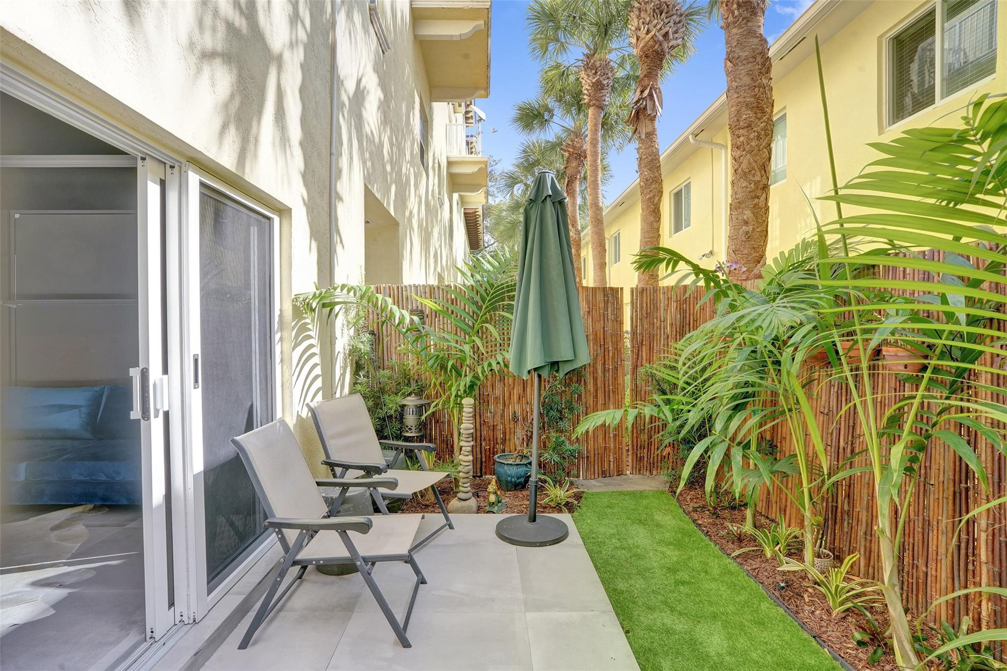 2706 NE 8th Avenue 2706