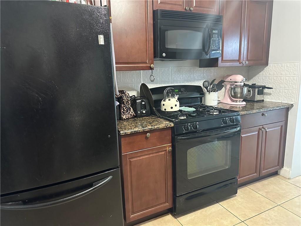 Sunrise Golf Village Sec - Residential