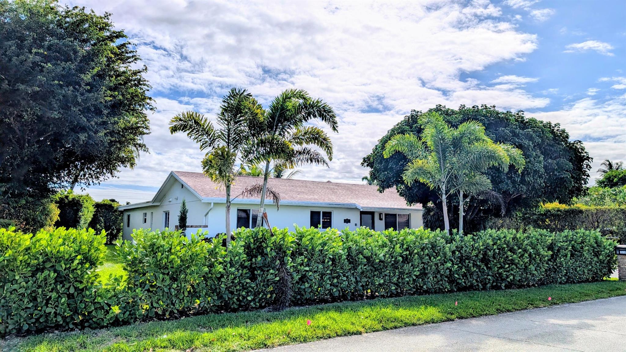 LAKE CLARKE WATERWAY ESTS - Residential Lease