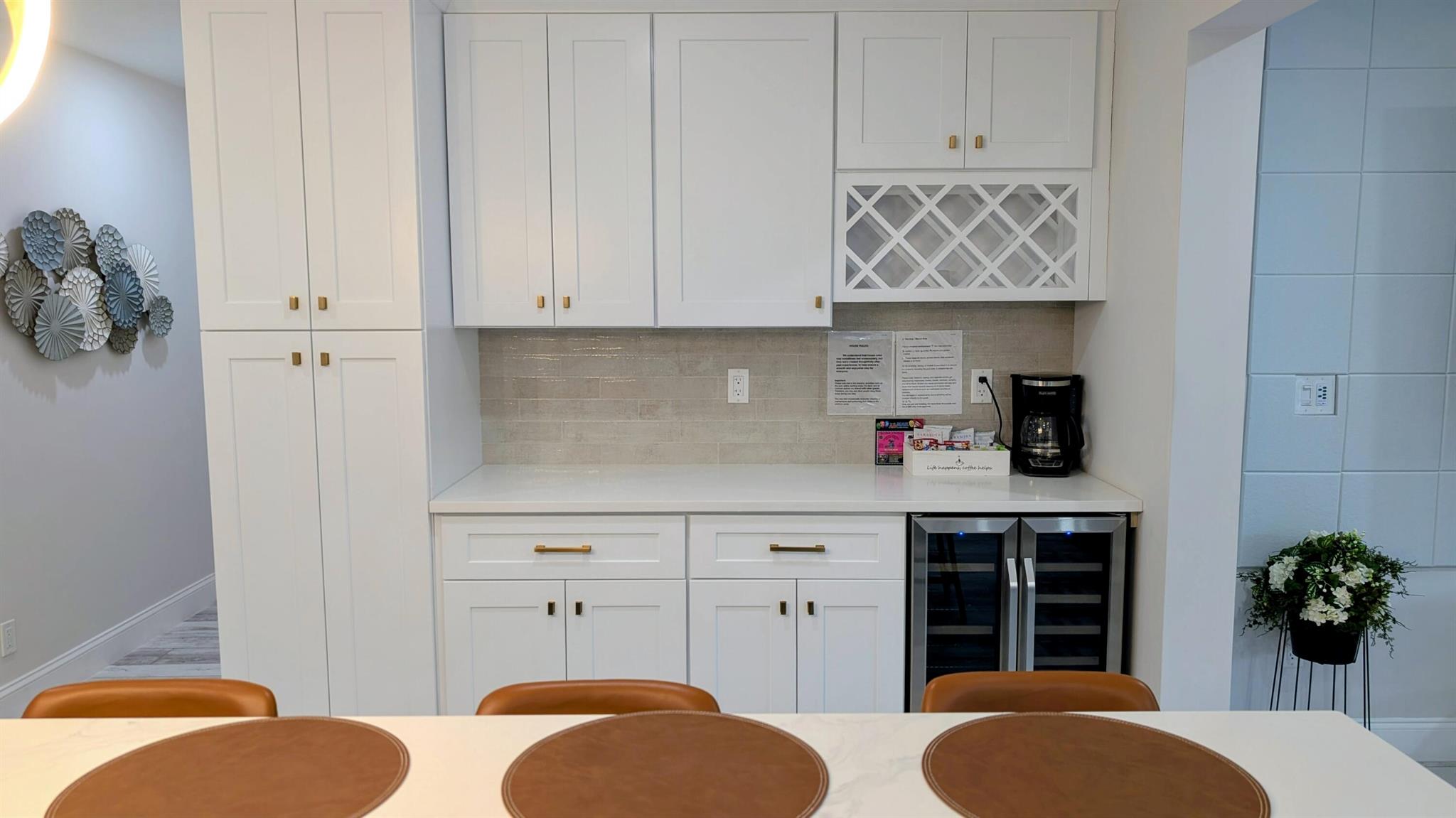 LAKE CLARKE WATERWAY ESTS - Residential Lease