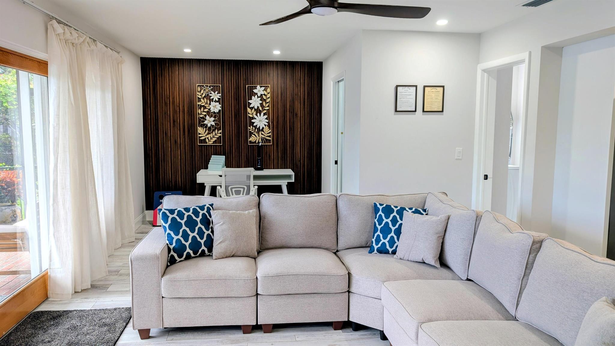 LAKE CLARKE WATERWAY ESTS - Residential Lease