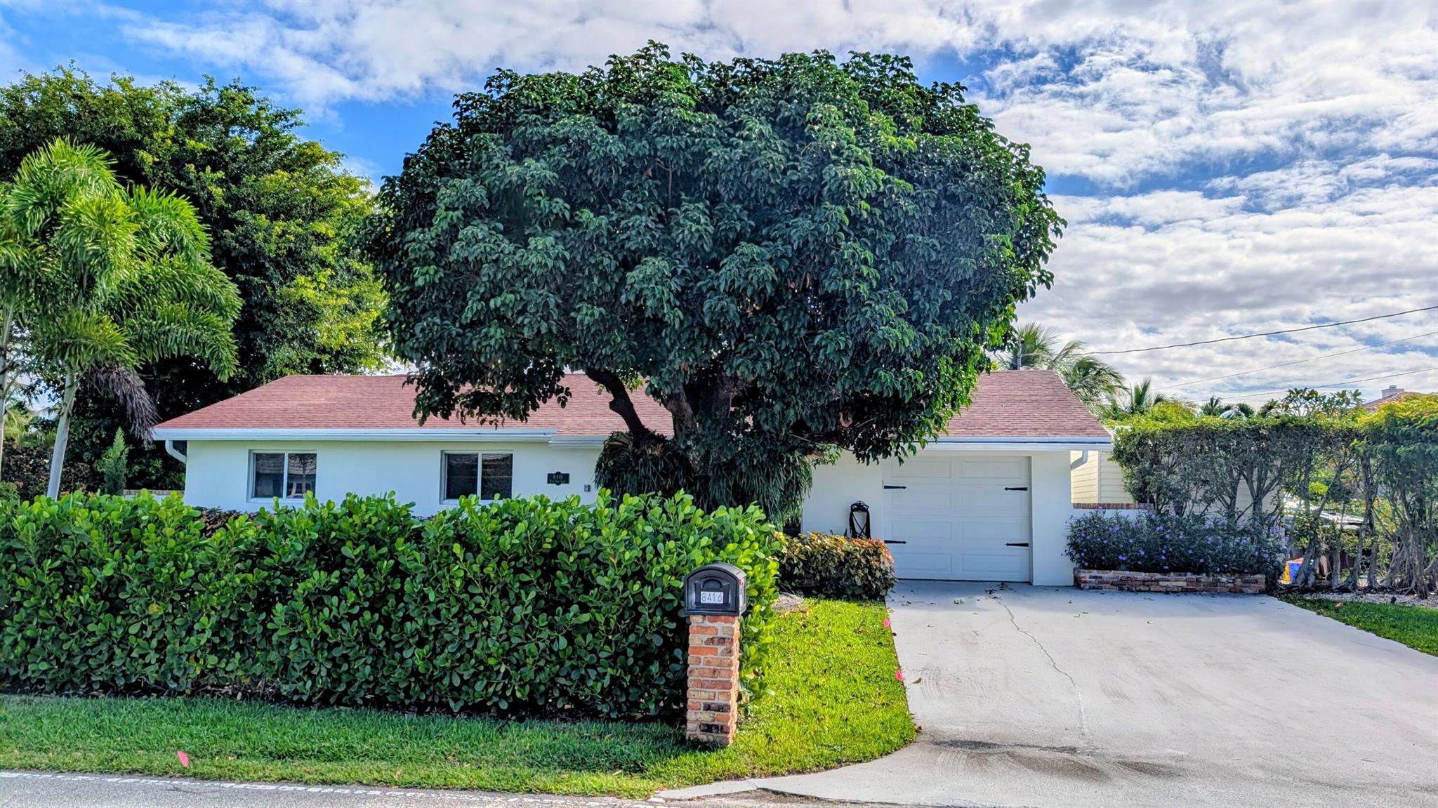 LAKE CLARKE WATERWAY ESTS - Residential Lease