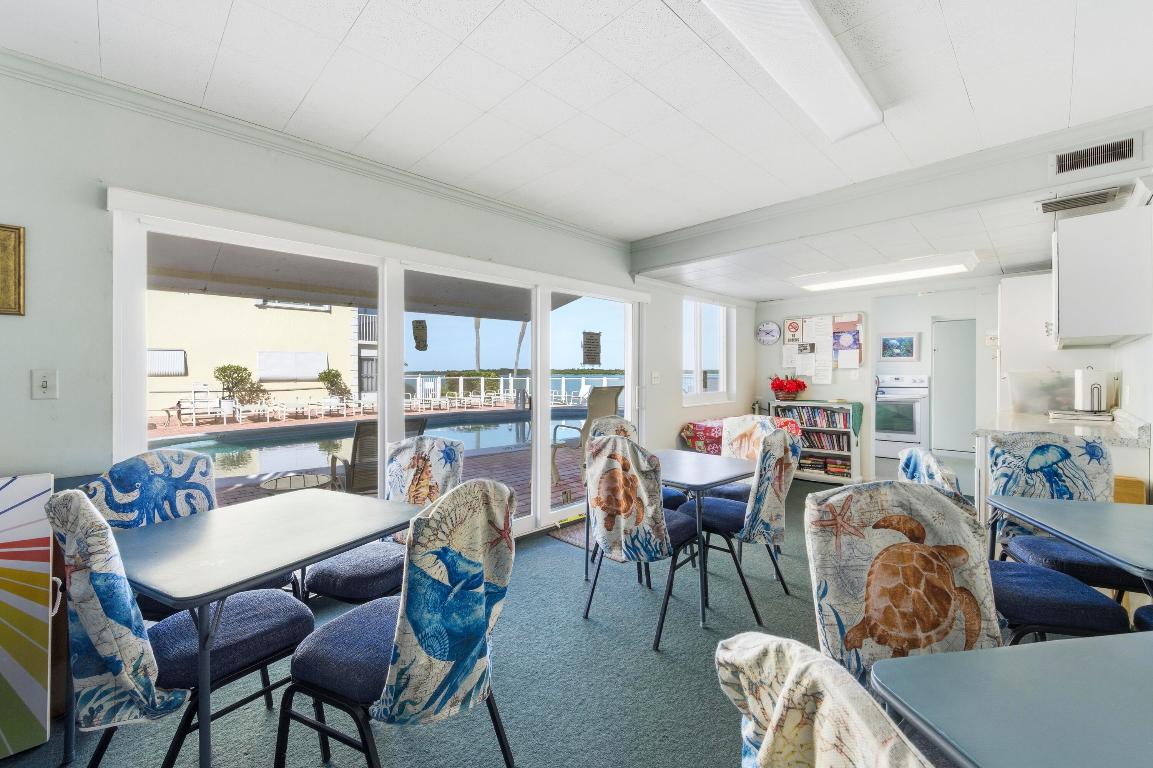 LAKE COLONY APTS ONE INC - Residential